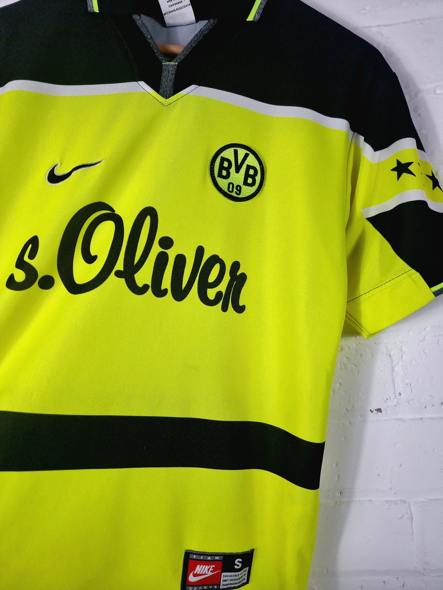 Nike Borussia Dortmund 1997/98 Home Shirt Small