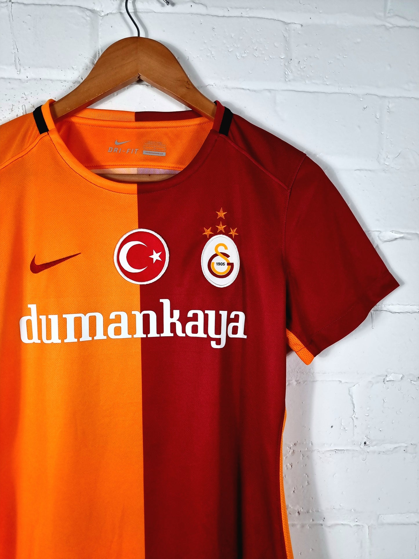 Nike Galatasaray 2015/16 'Selcuk Inan 8' Women's Home Shirt Medium