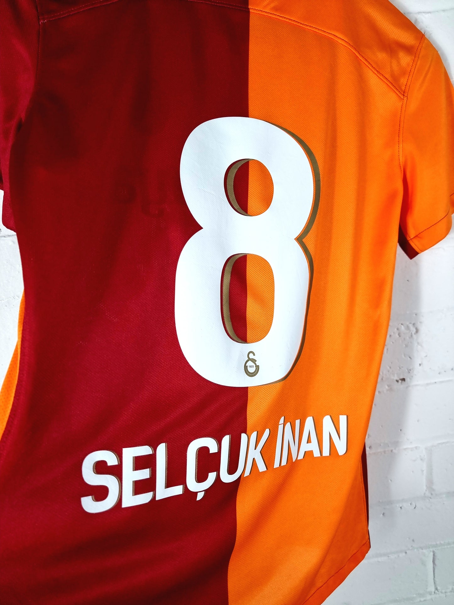 Nike Galatasaray 2015/16 'Selcuk Inan 8' Women's Home Shirt Medium