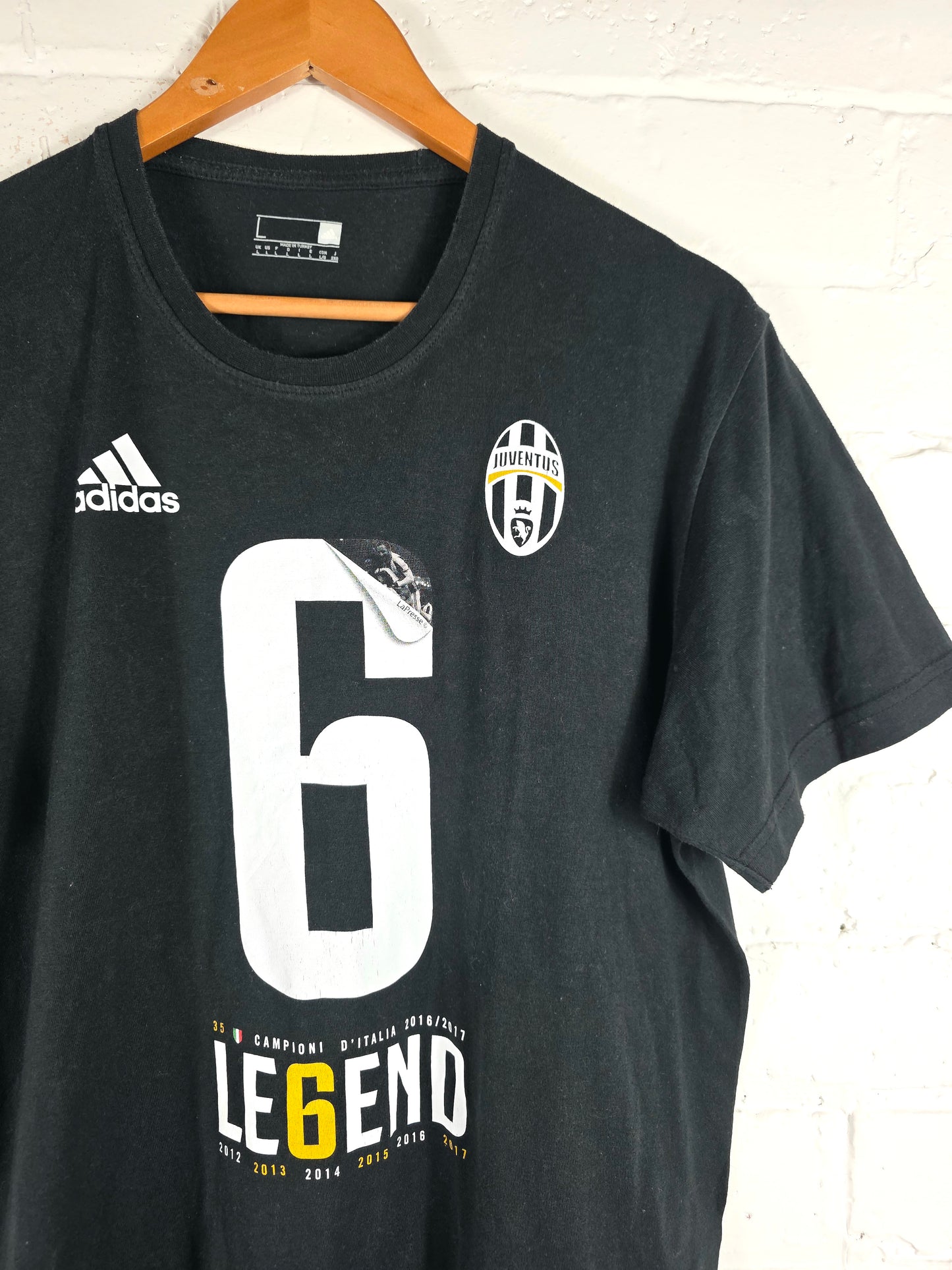 Adidas Juventus 2016/17 Cotton Legend Graphic T-Shirt Large