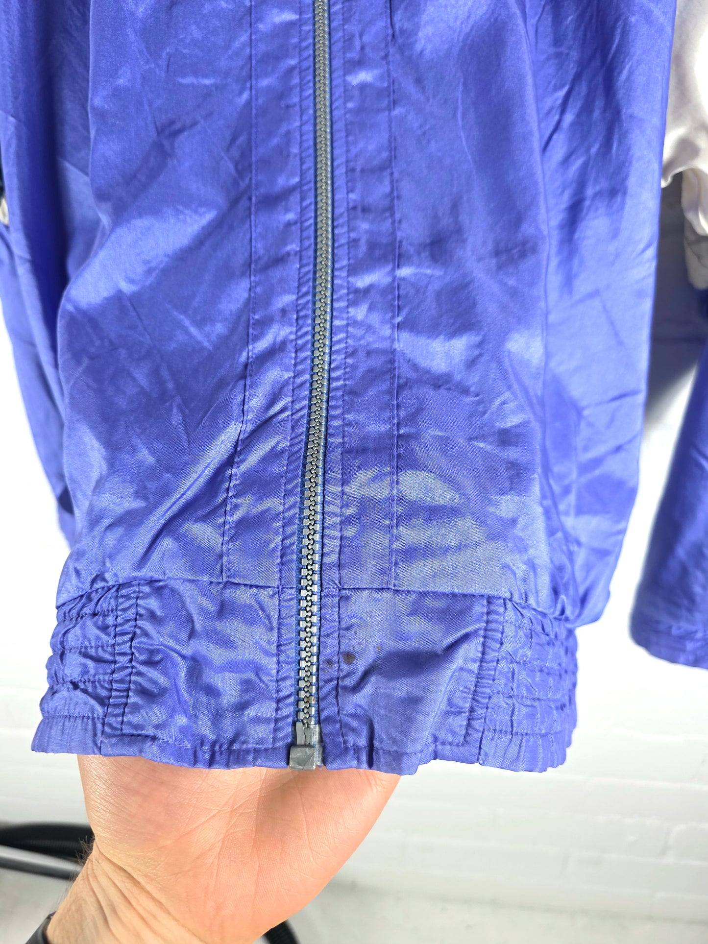 Nike International 1990s Vintage Windbreaker Jacket Large