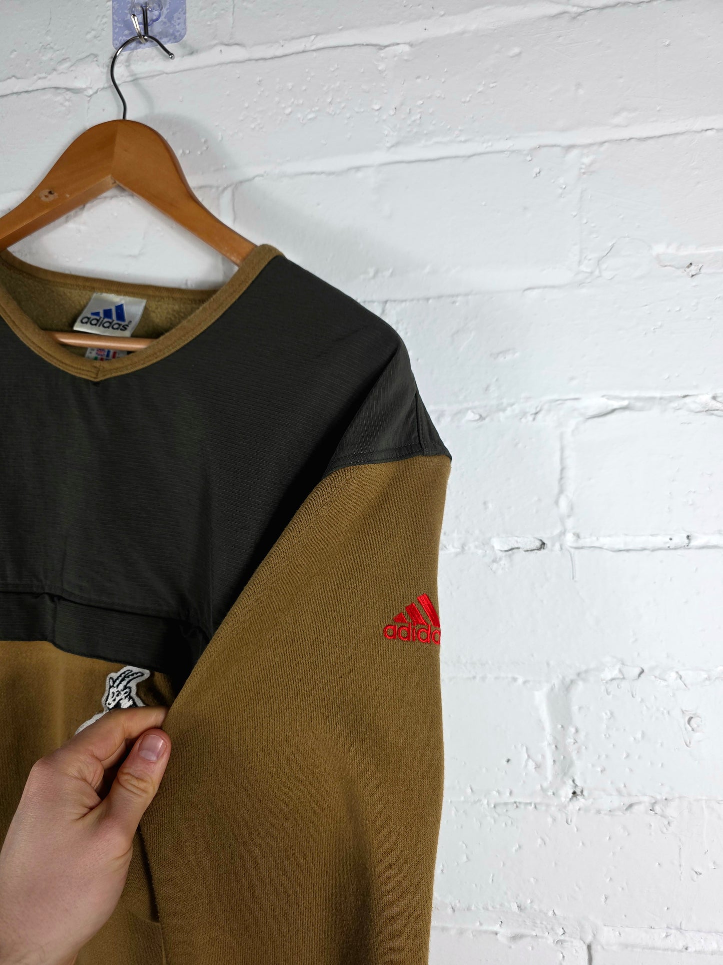 Adidas 1990s Technical Sweatshirt Medium