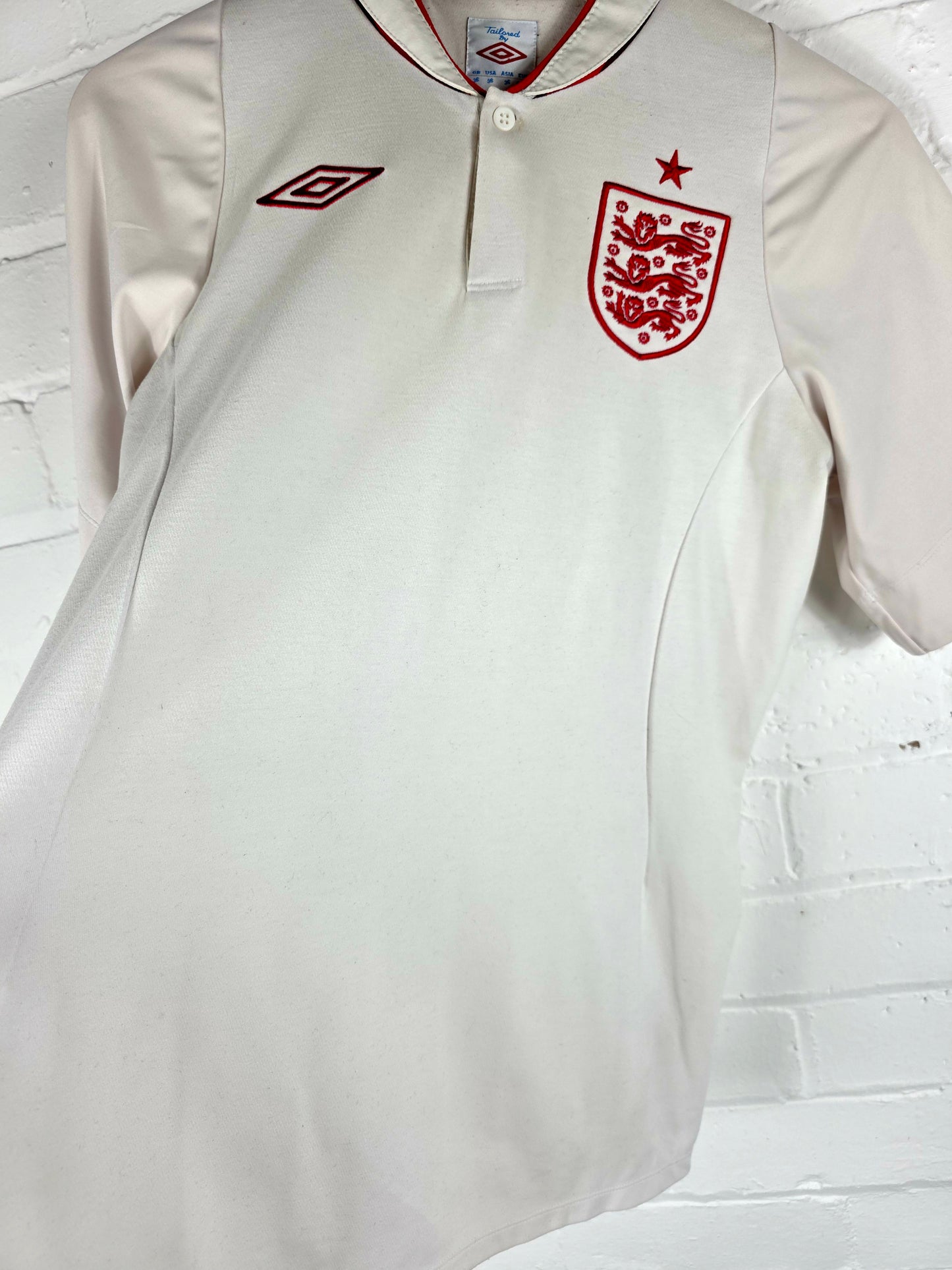 Umbro England 2012/13 Home Shirt Small