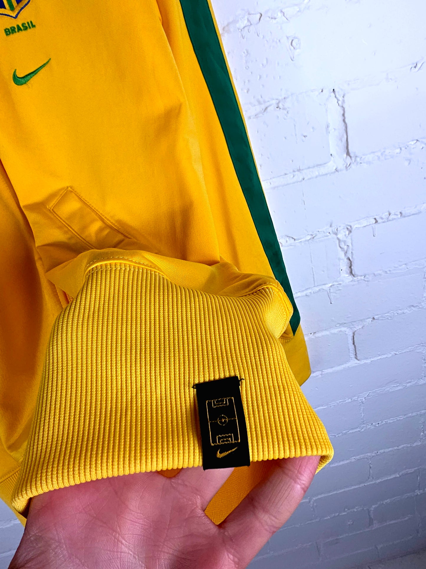 Nike Brazil 2000s Maracana Stadium Track Jacket Large