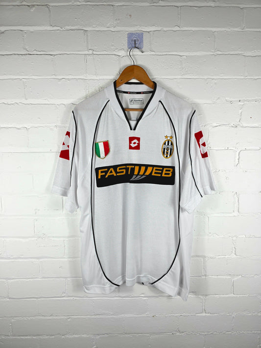 Lotto Juventus 2002/03 'Nedved 11' Away Shirt Large