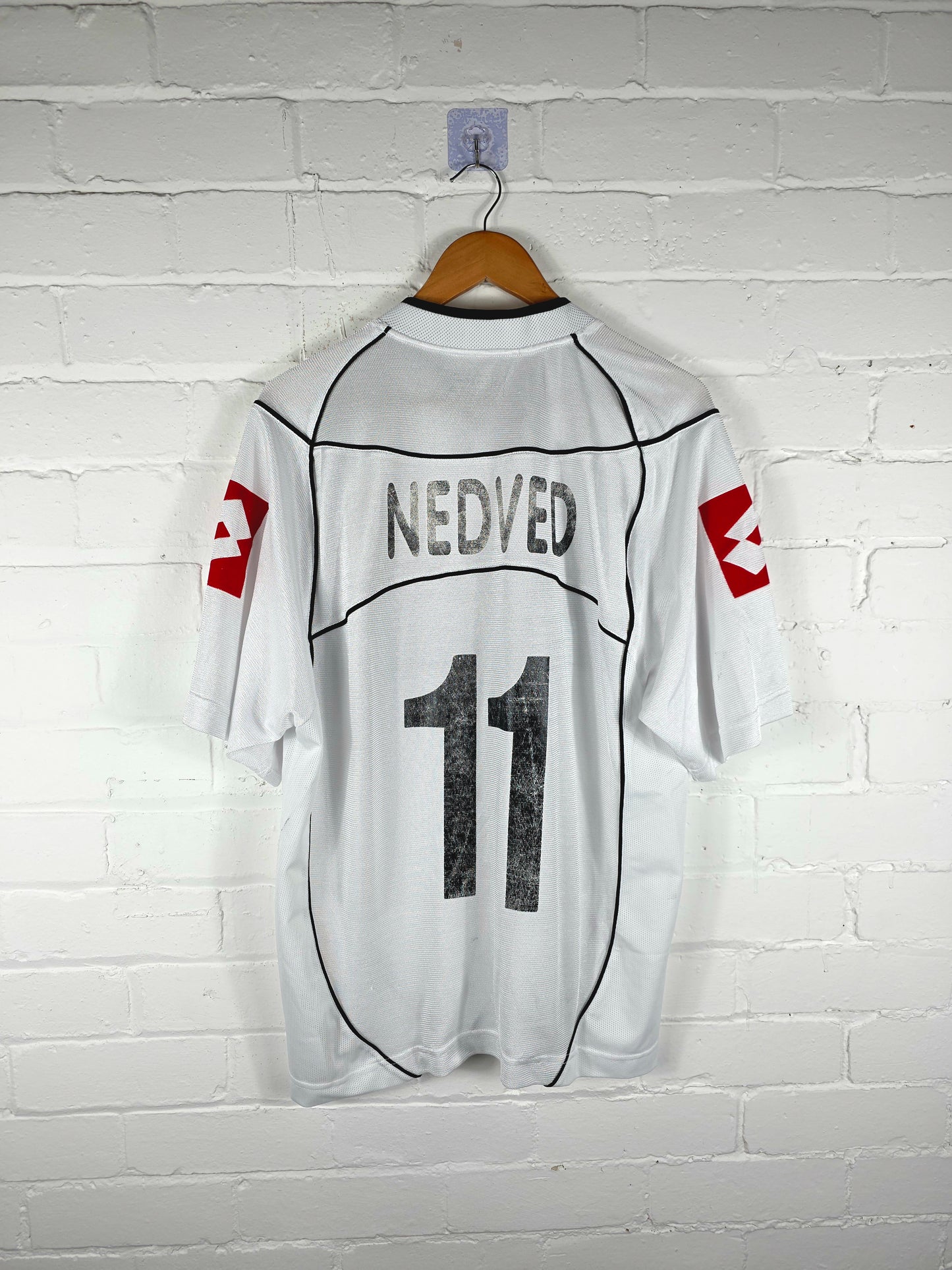 Lotto Juventus 2002/03 'Nedved 11' Away Shirt Large