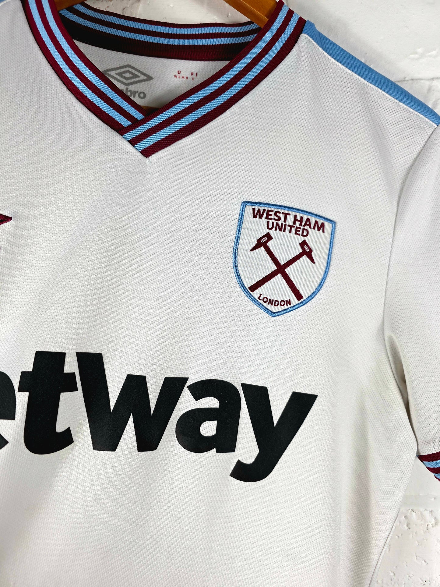 Umbro West Ham United 2019/20 Away Shirt Medium