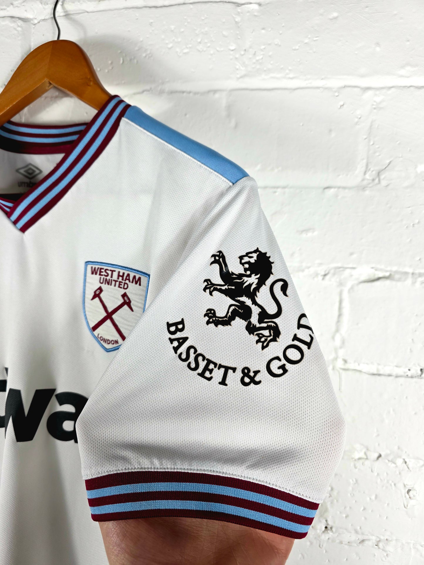 Umbro West Ham United 2019/20 Away Shirt Medium