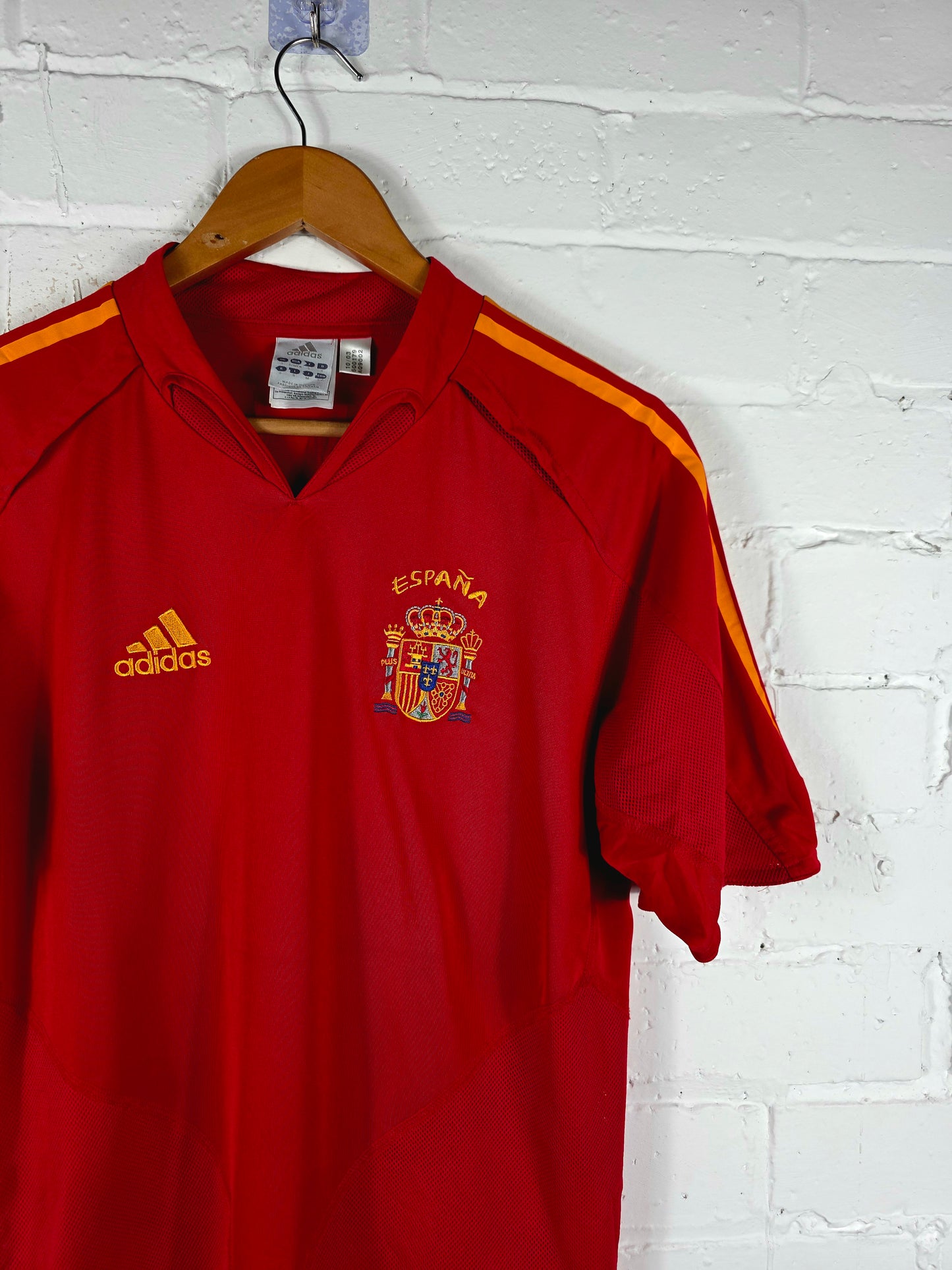 Adidas Spain 2004/06 Home Shirt Small