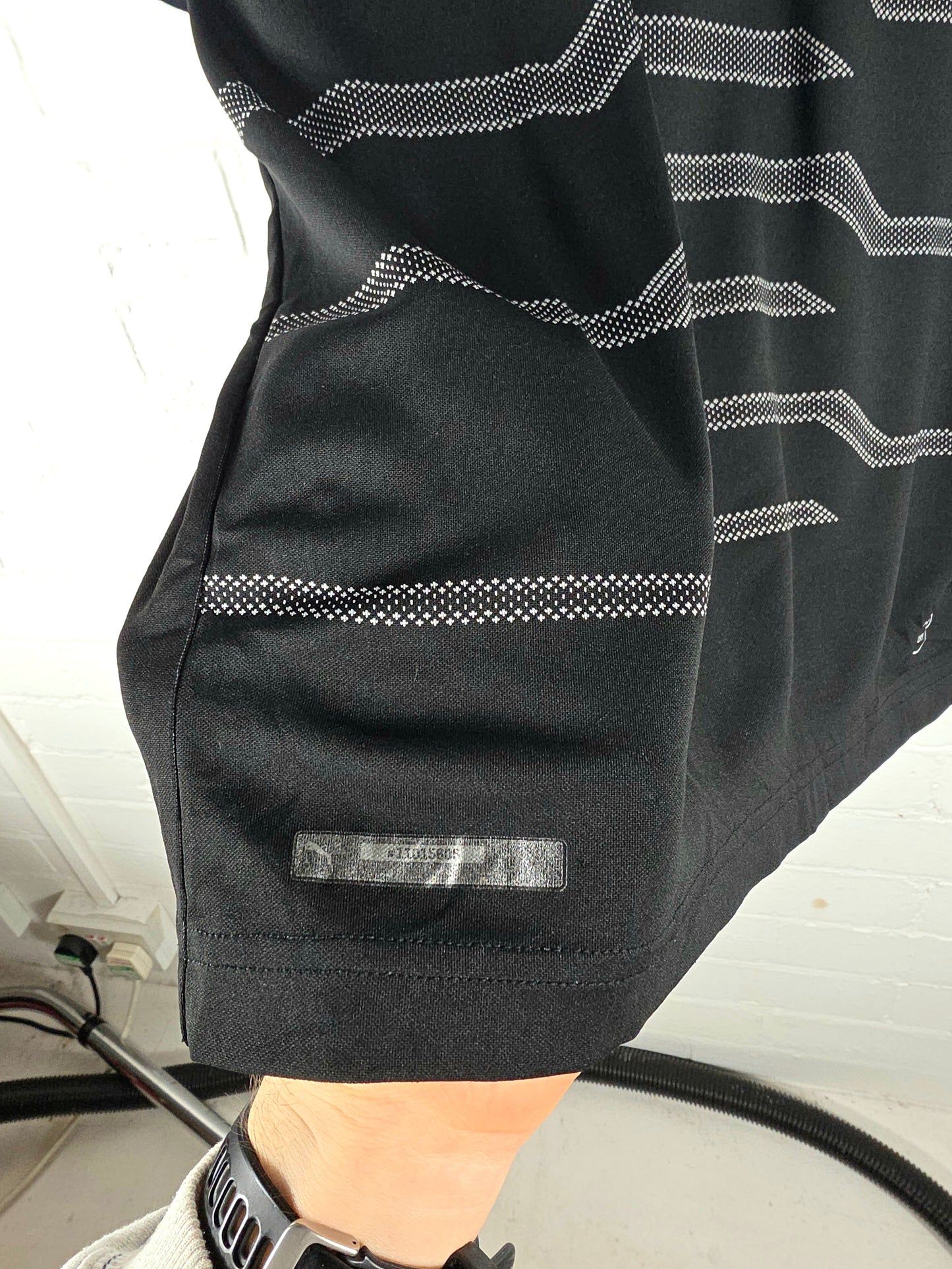Puma Italy 2018/19 'Buffon 1' Goalkeeper Shirt Small