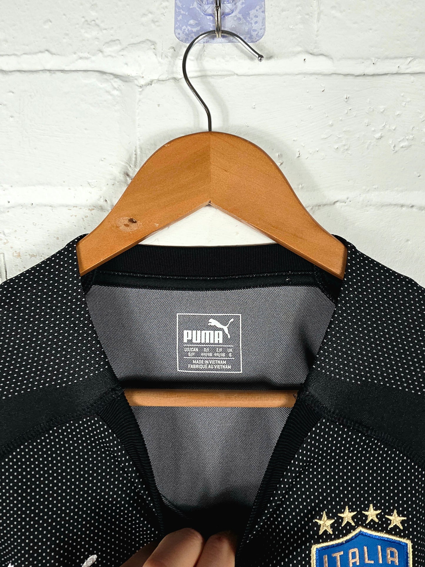 Puma Italy 2018/19 'Buffon 1' Goalkeeper Shirt Small