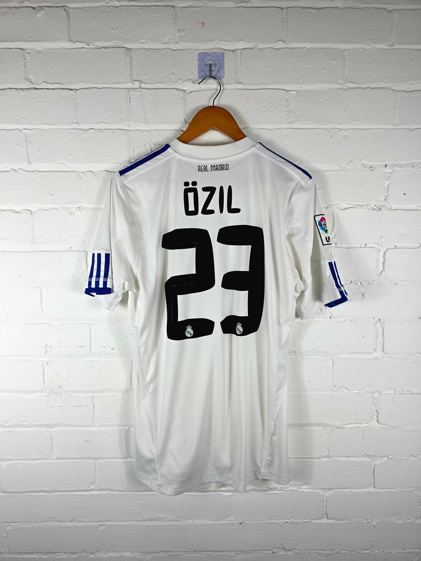 Adidas Real Madrid 2010/11 'Ozil 23' Home Shirt Large