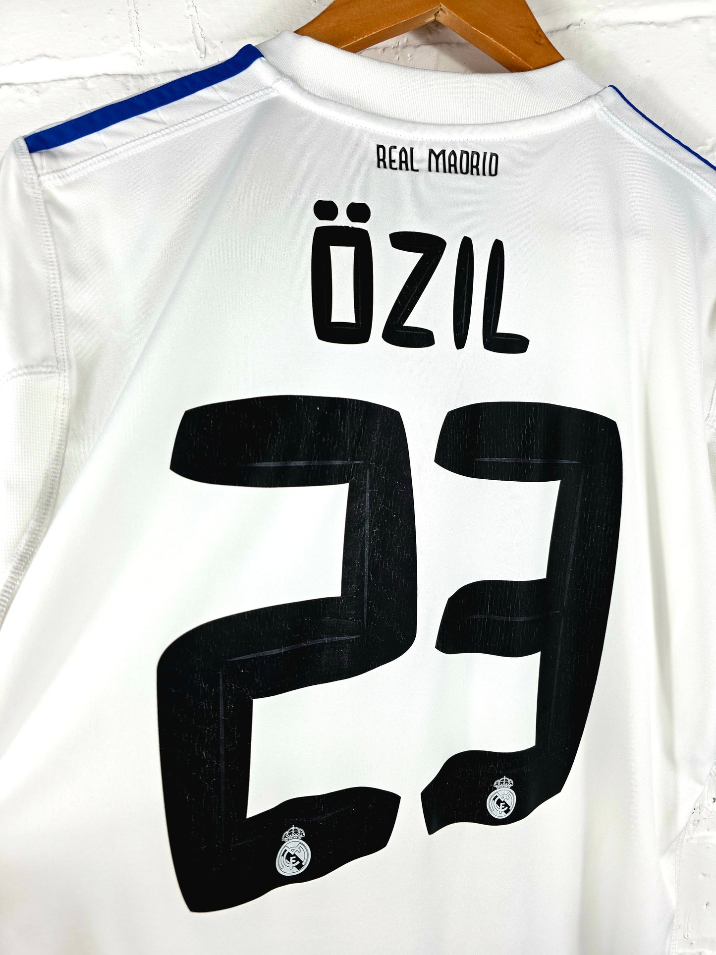 Adidas Real Madrid 2010/11 'Ozil 23' Home Shirt Large