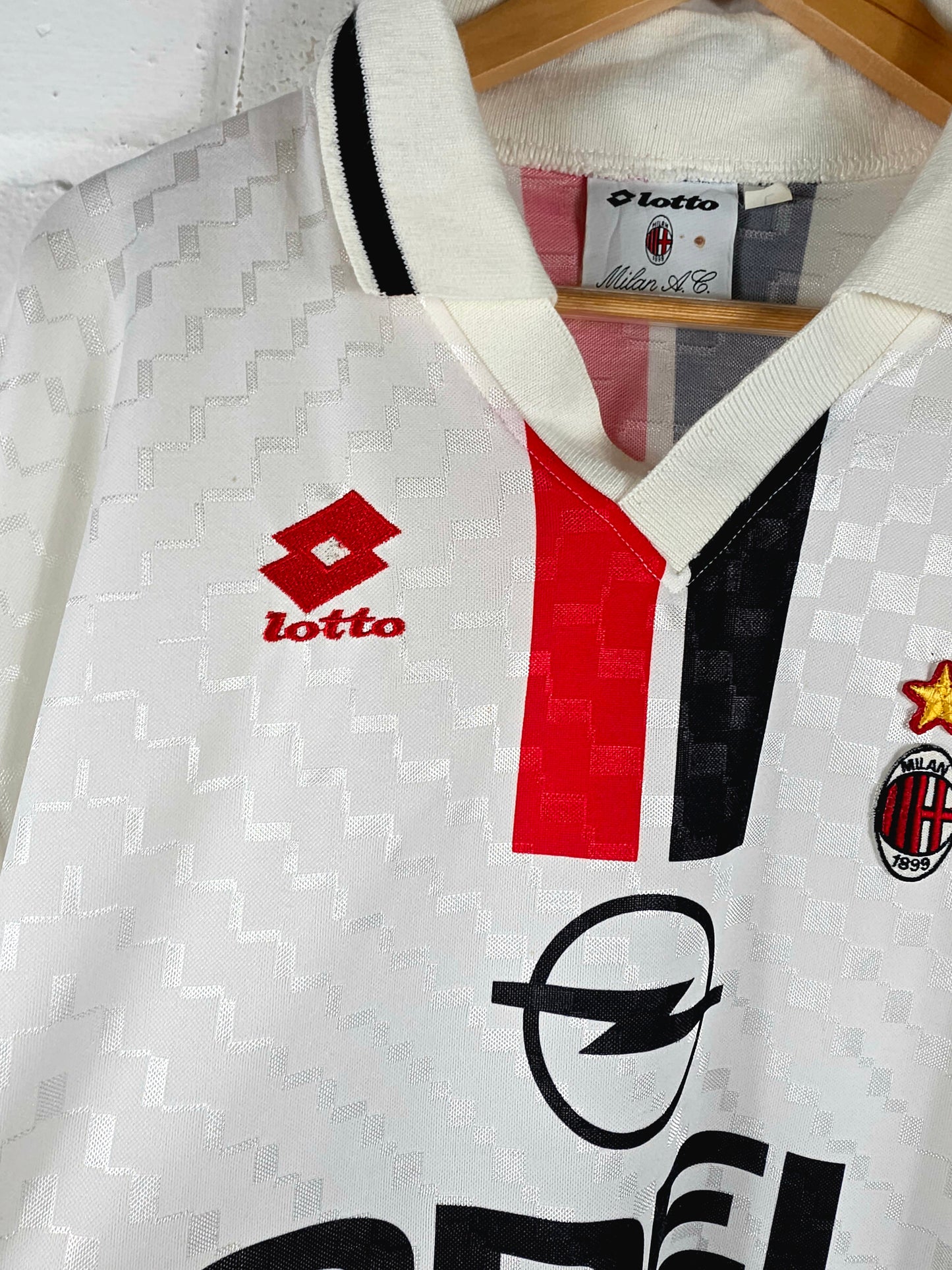 Lotto AC Milan 1995/96 Away Shirt Large