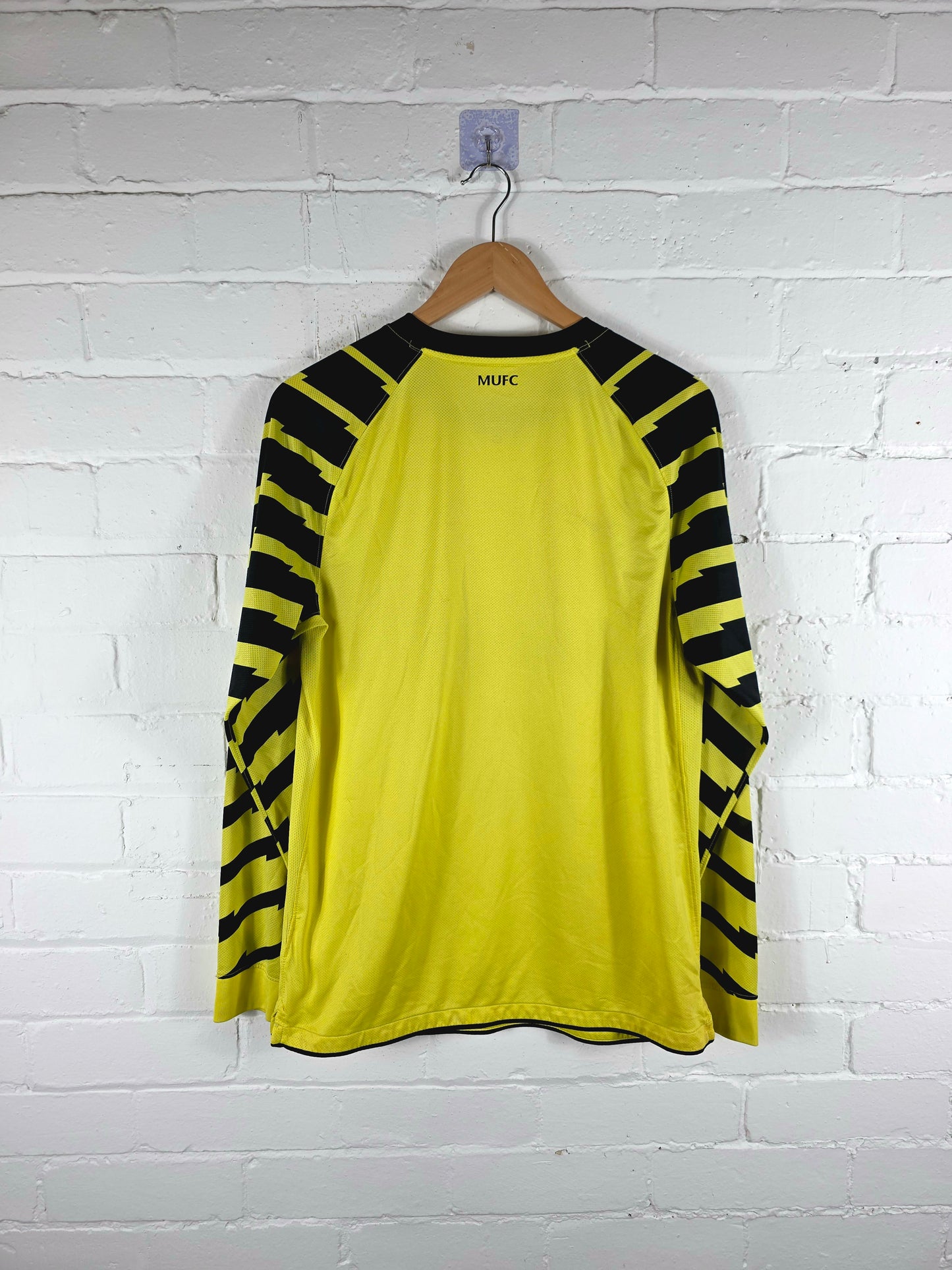 Nike Manchester United 2010/11 Long Sleeve Shirt Medium