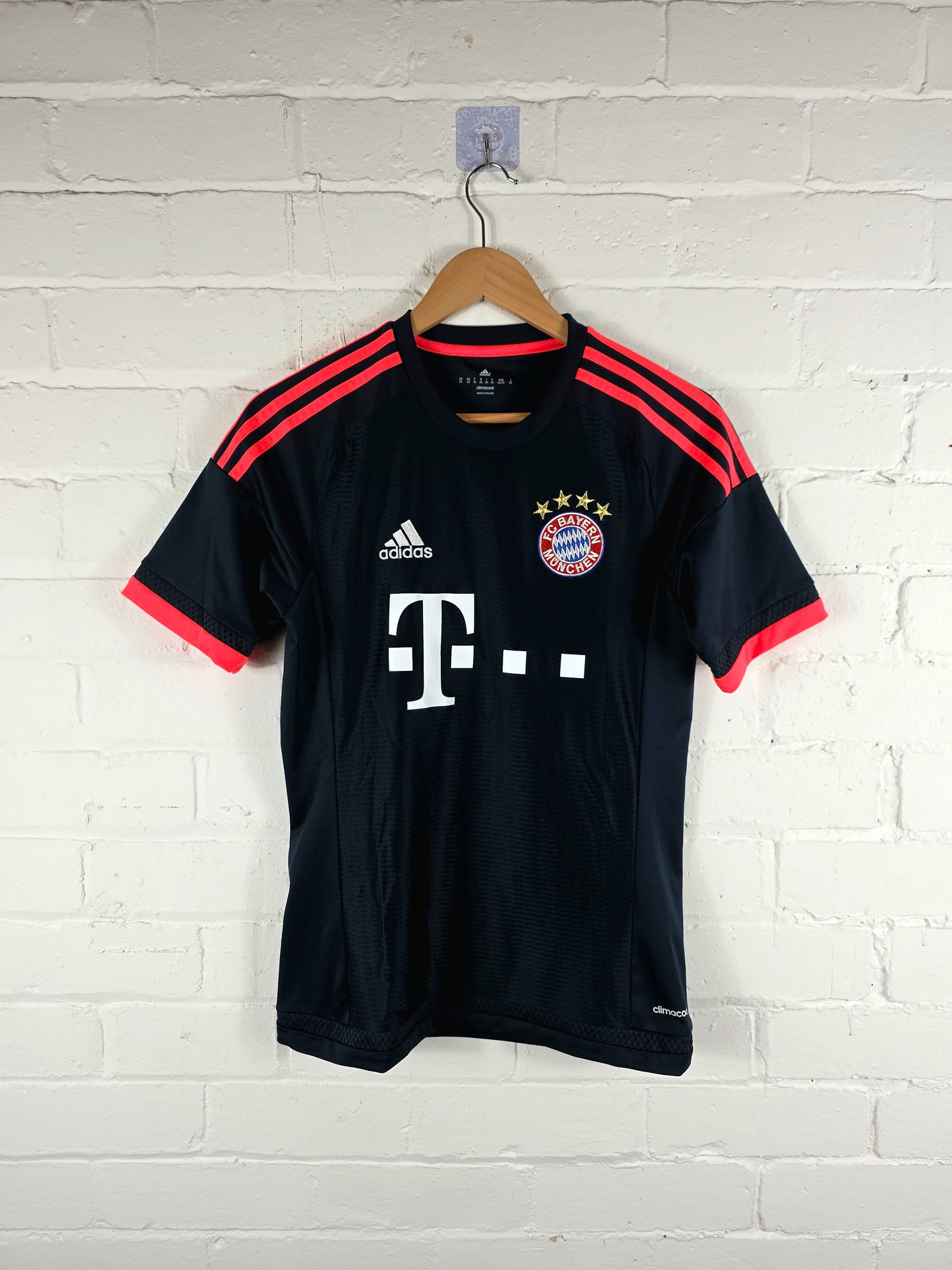 Adidas Bayern Munich 2015/16 Third Shirt XS