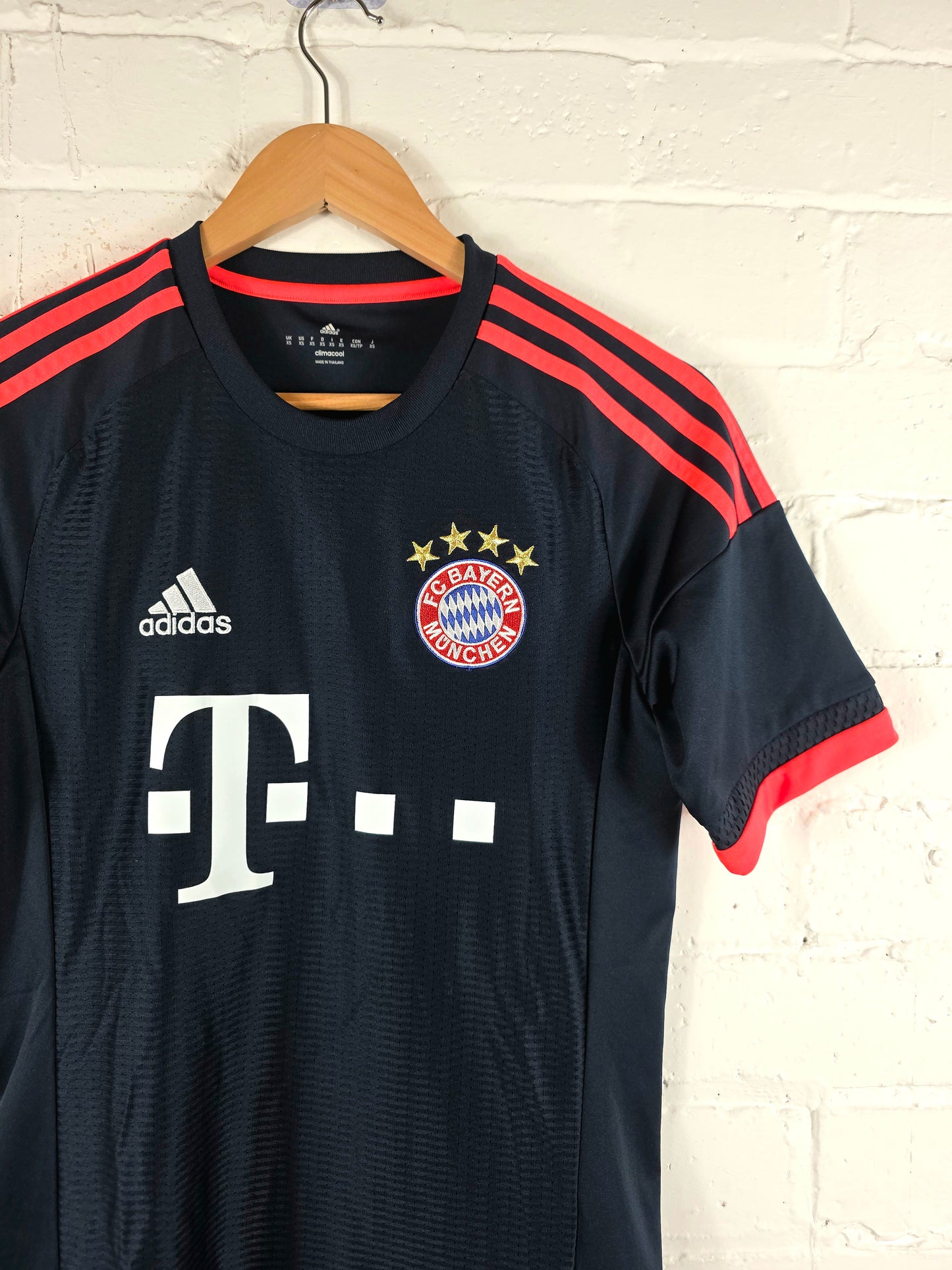 Adidas Bayern Munich 2015/16 Third Shirt XS