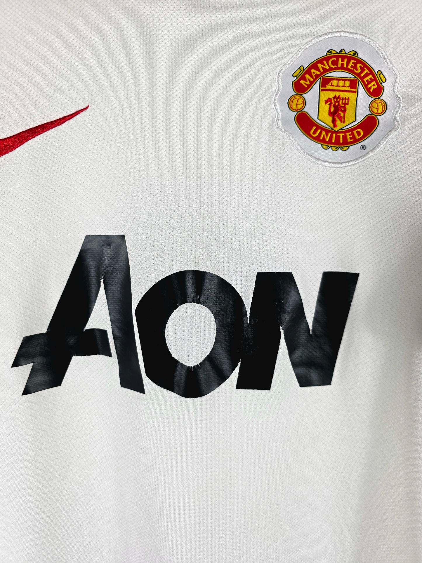 Nike Manchester United 2010/12 Away Shirt Small
