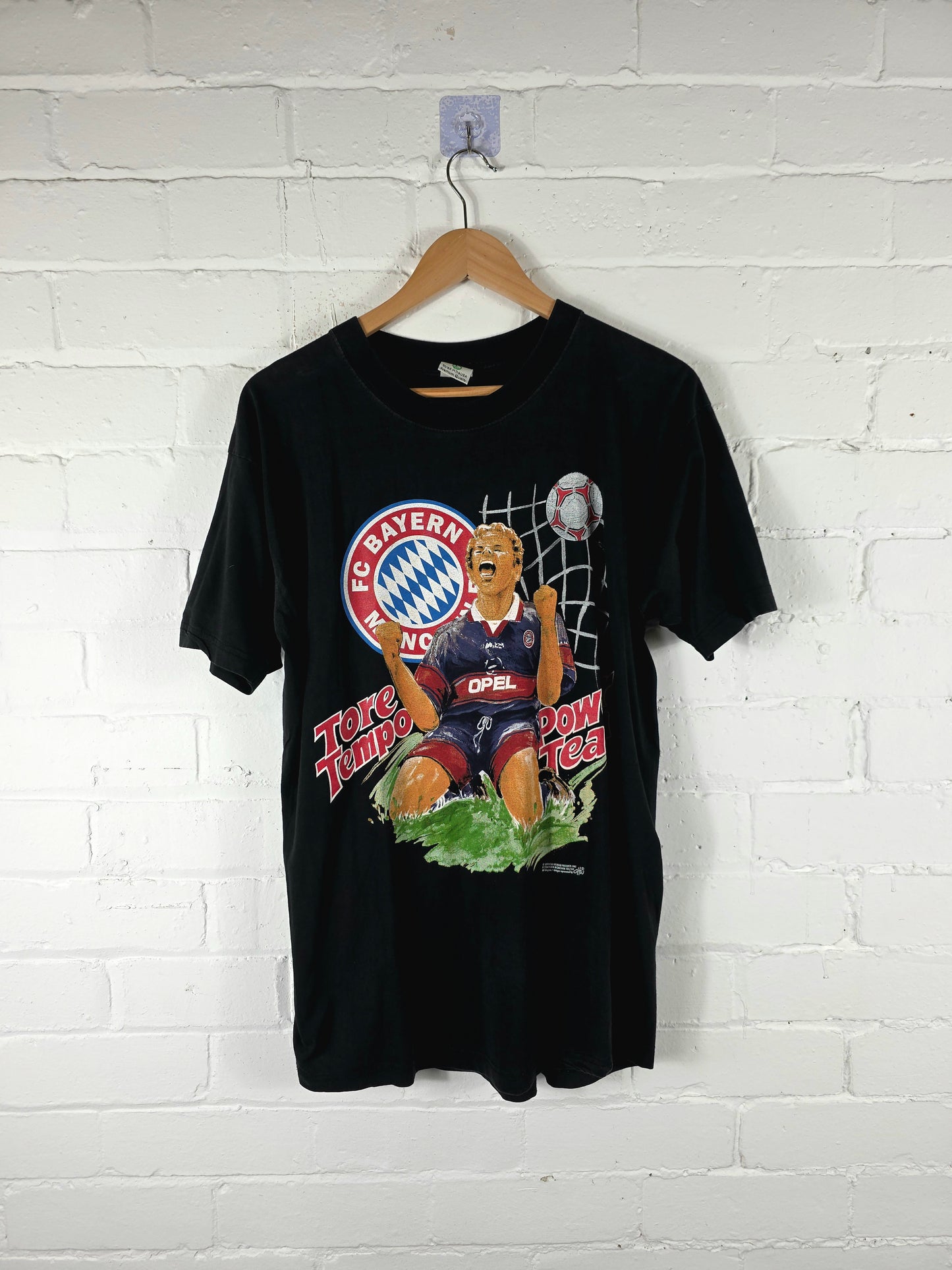 Bayern Munich 1997 Graphic Cotton T-Shirt Large