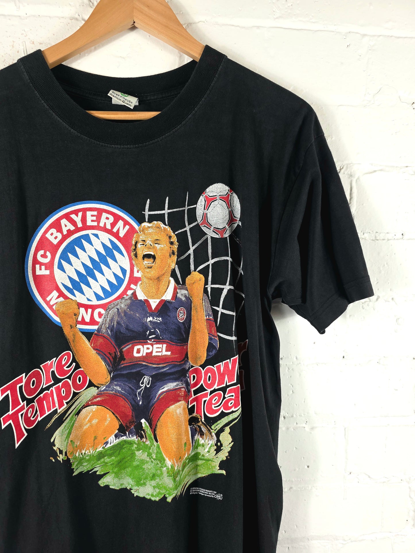 Bayern Munich 1997 Graphic Cotton T-Shirt Large