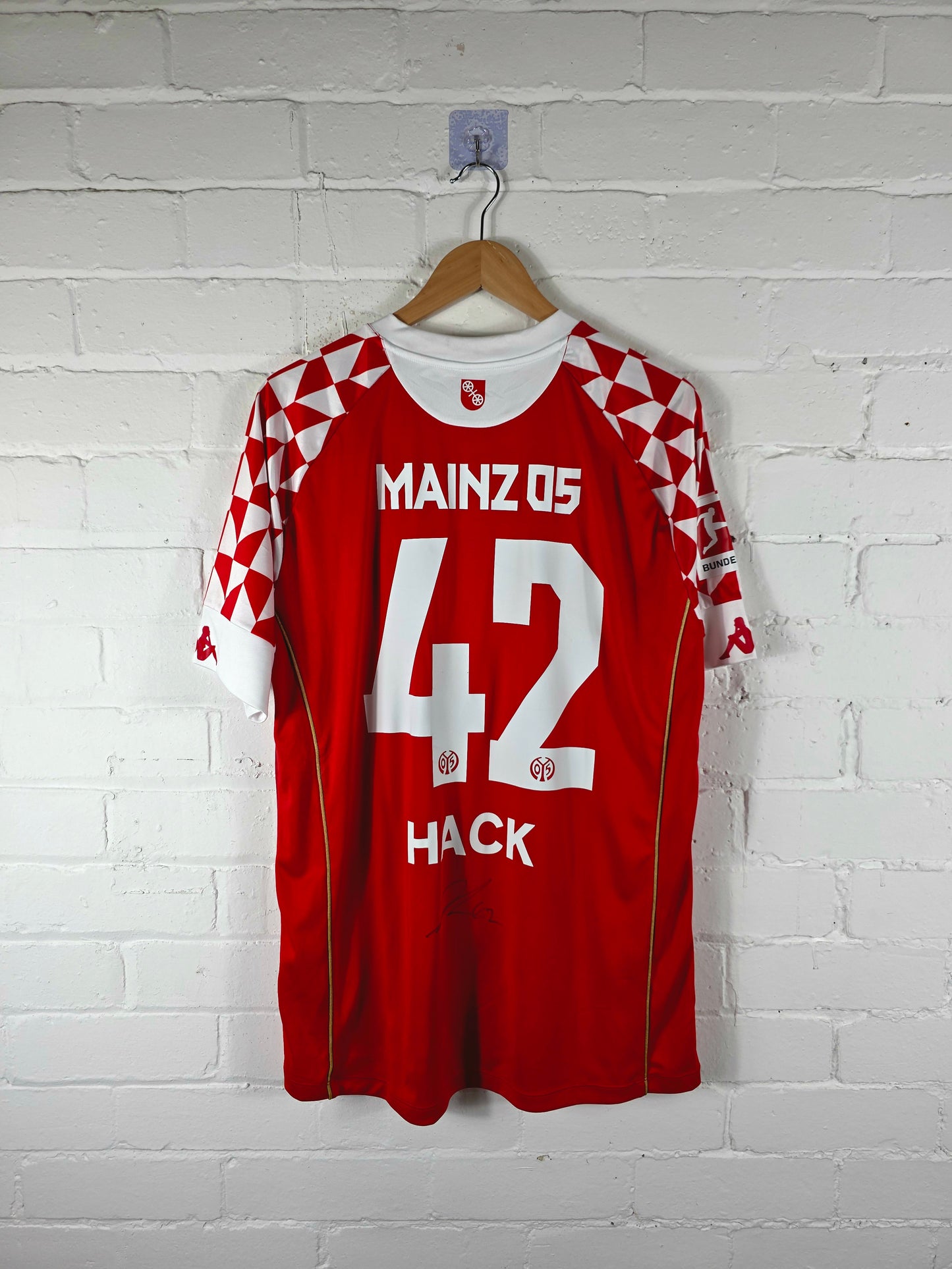 Kappa Mainz 05 2021/22 'Hack 42' Signed Home Shirt XL