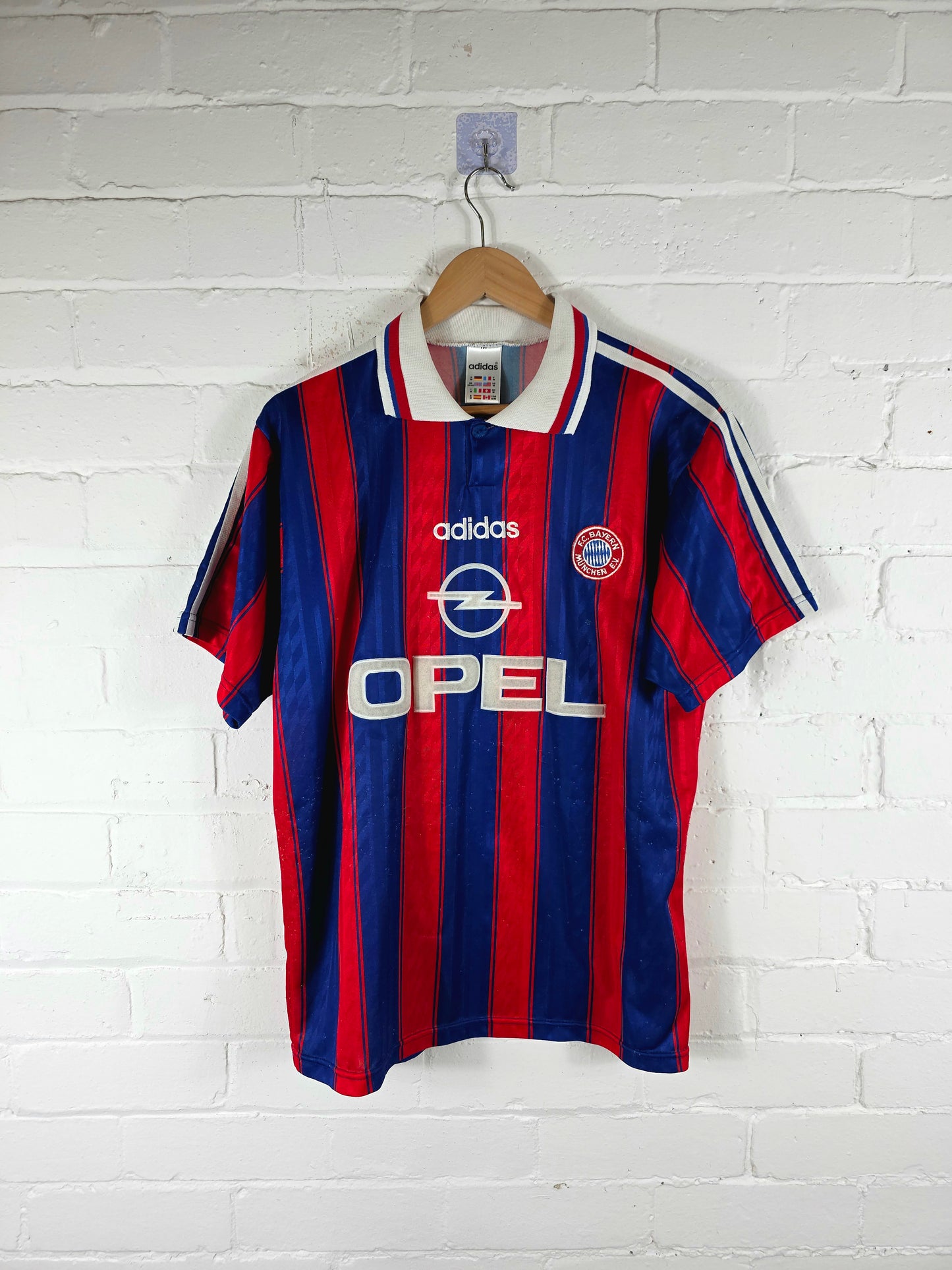 Adidas Bayern Munich 1995/97 Home Shirt Medium