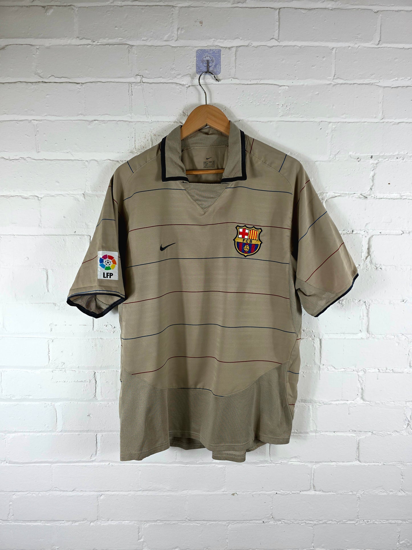 Nike Barcelona 2003/05 Away Shirt Large