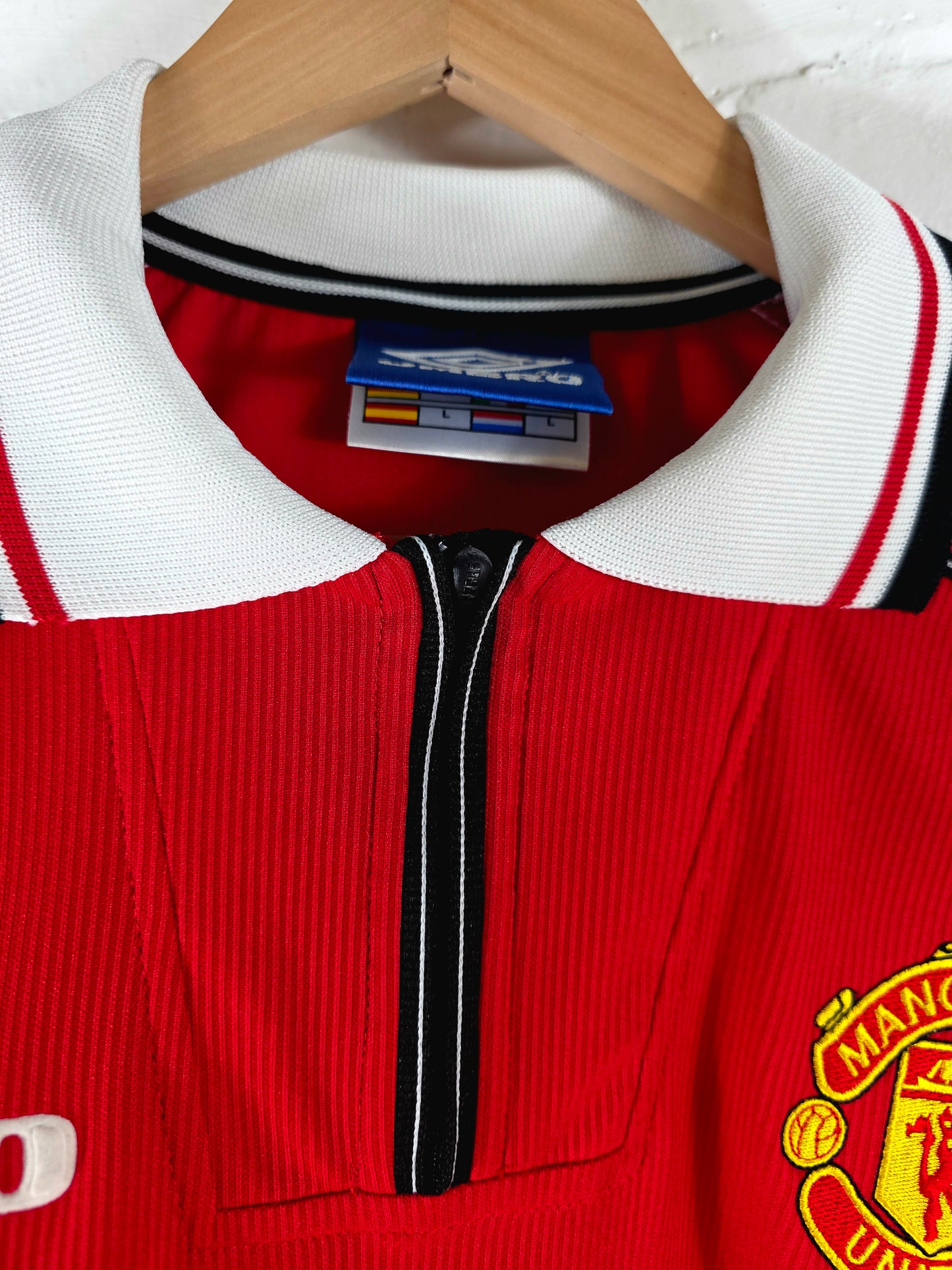 Umbro Manchester United 1998/00 Home Shirt Large