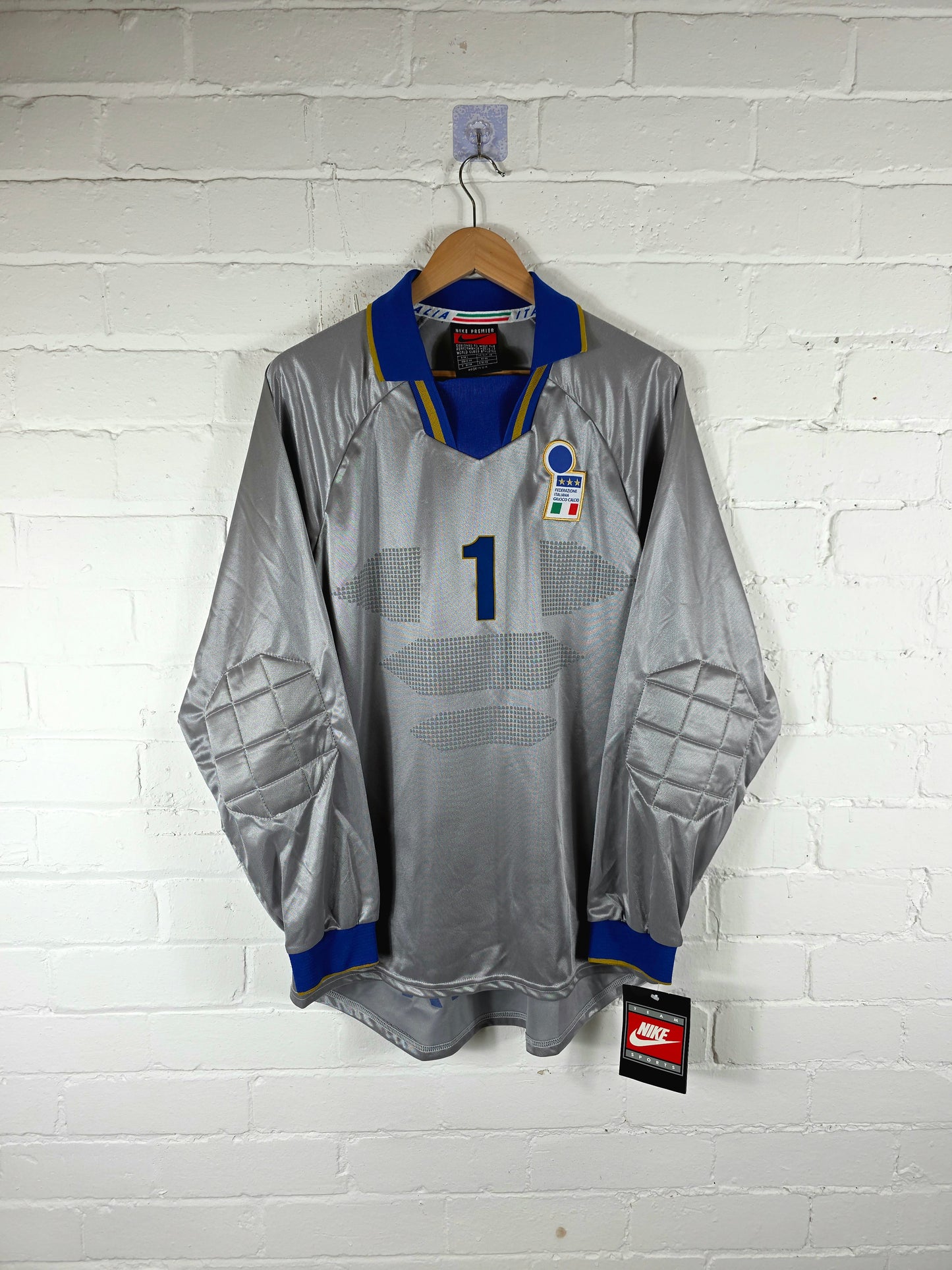 Nike Italy 1996/97 '1 (Peruzzi)' Long Sleeve Player Issue Deadstock Goalkeeper Shirt Large
