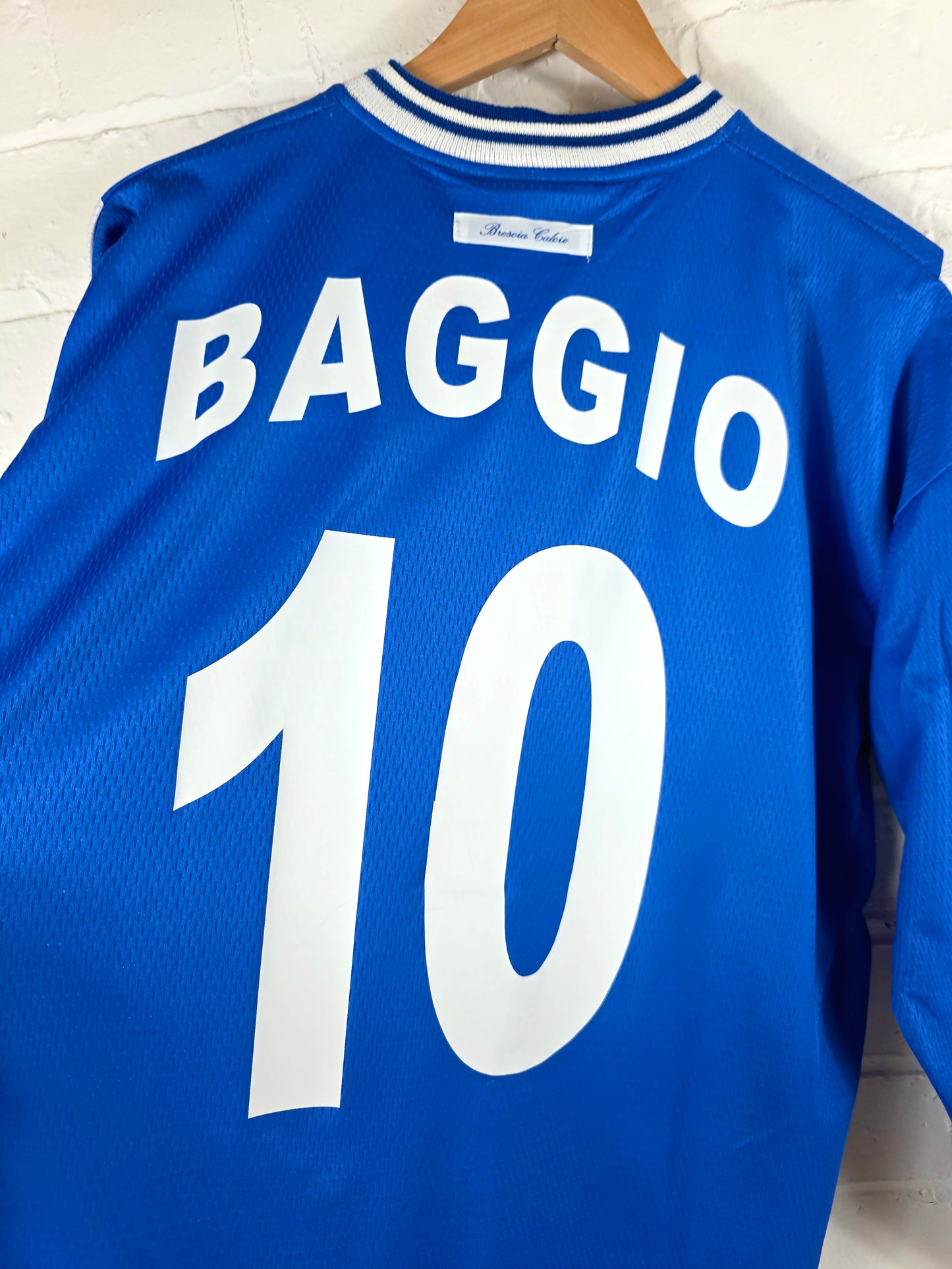 Garman Brescia 2001/02 'Baggio 10' Long Sleeve Home Shirt Large