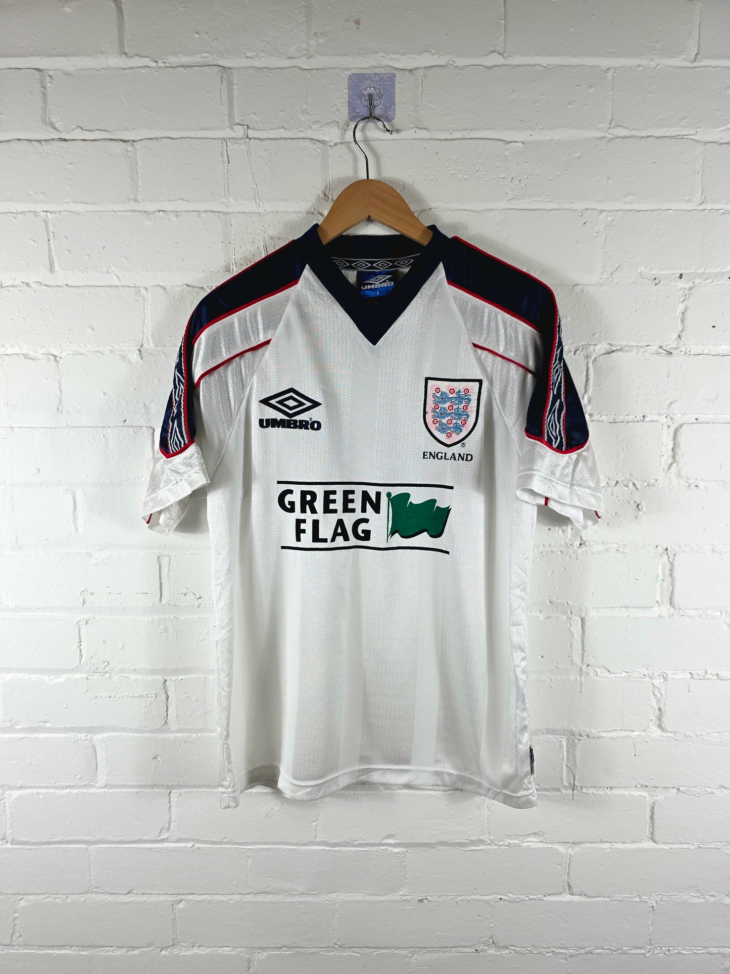 Umbro England 1998/99 Green Flag Training Shirt Small