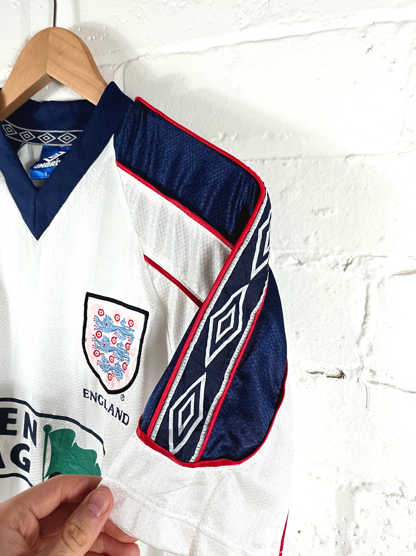 Umbro England 1998/99 Green Flag Training Shirt Small