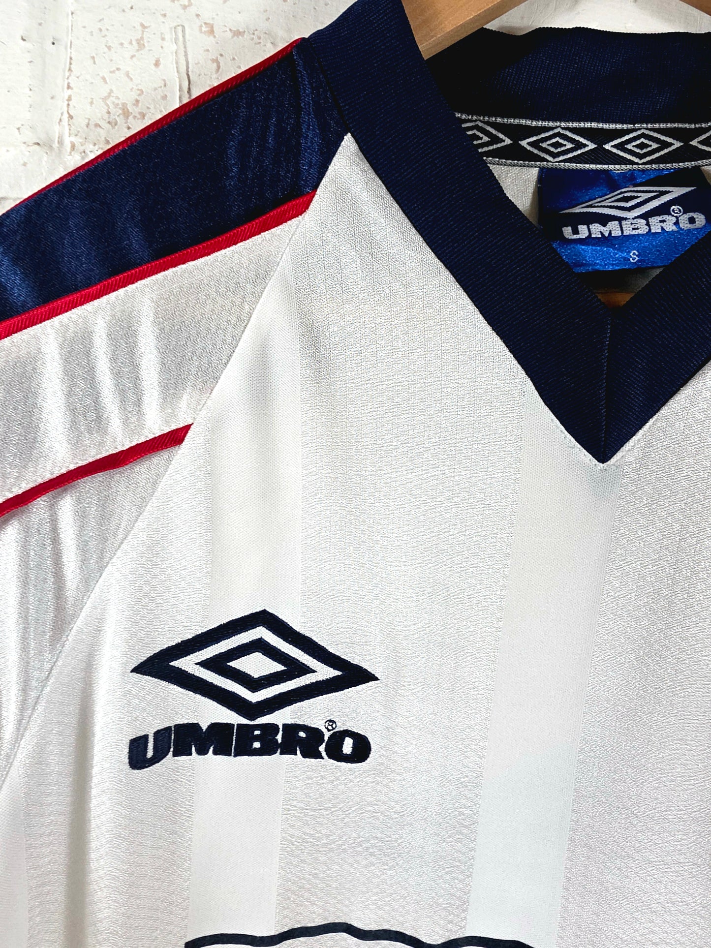 Umbro England 1998/99 Green Flag Training Shirt Small