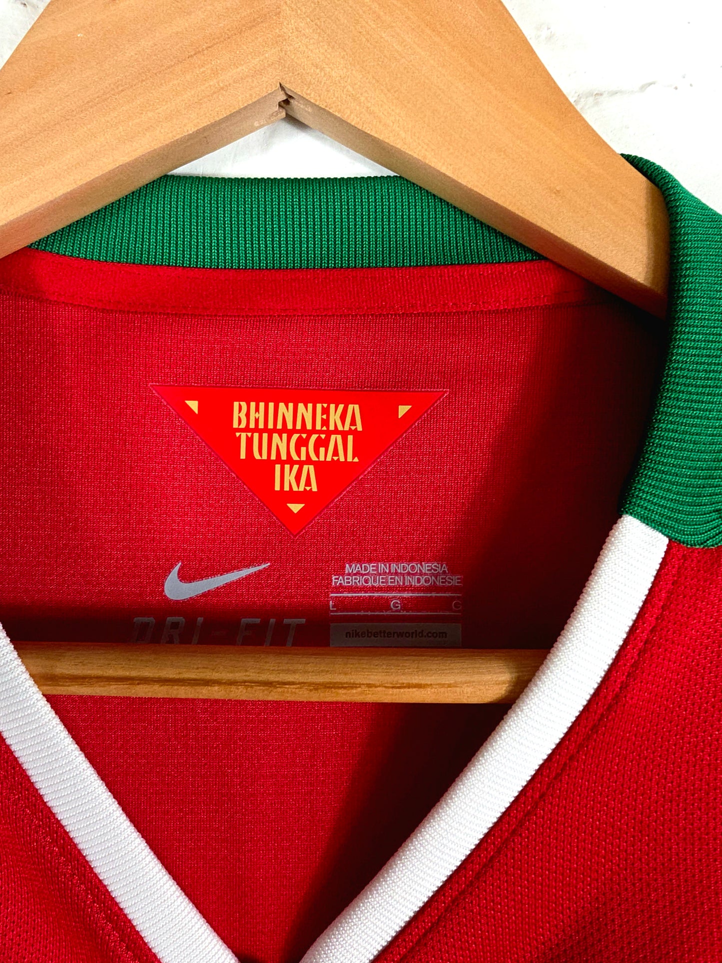 Nike Indonesia 2014/15 Home Shirt Large