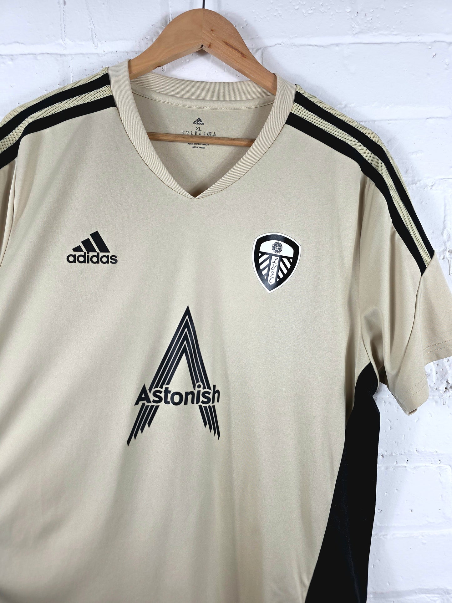 Adidas Leeds United 2022/23 Training Shirt XL