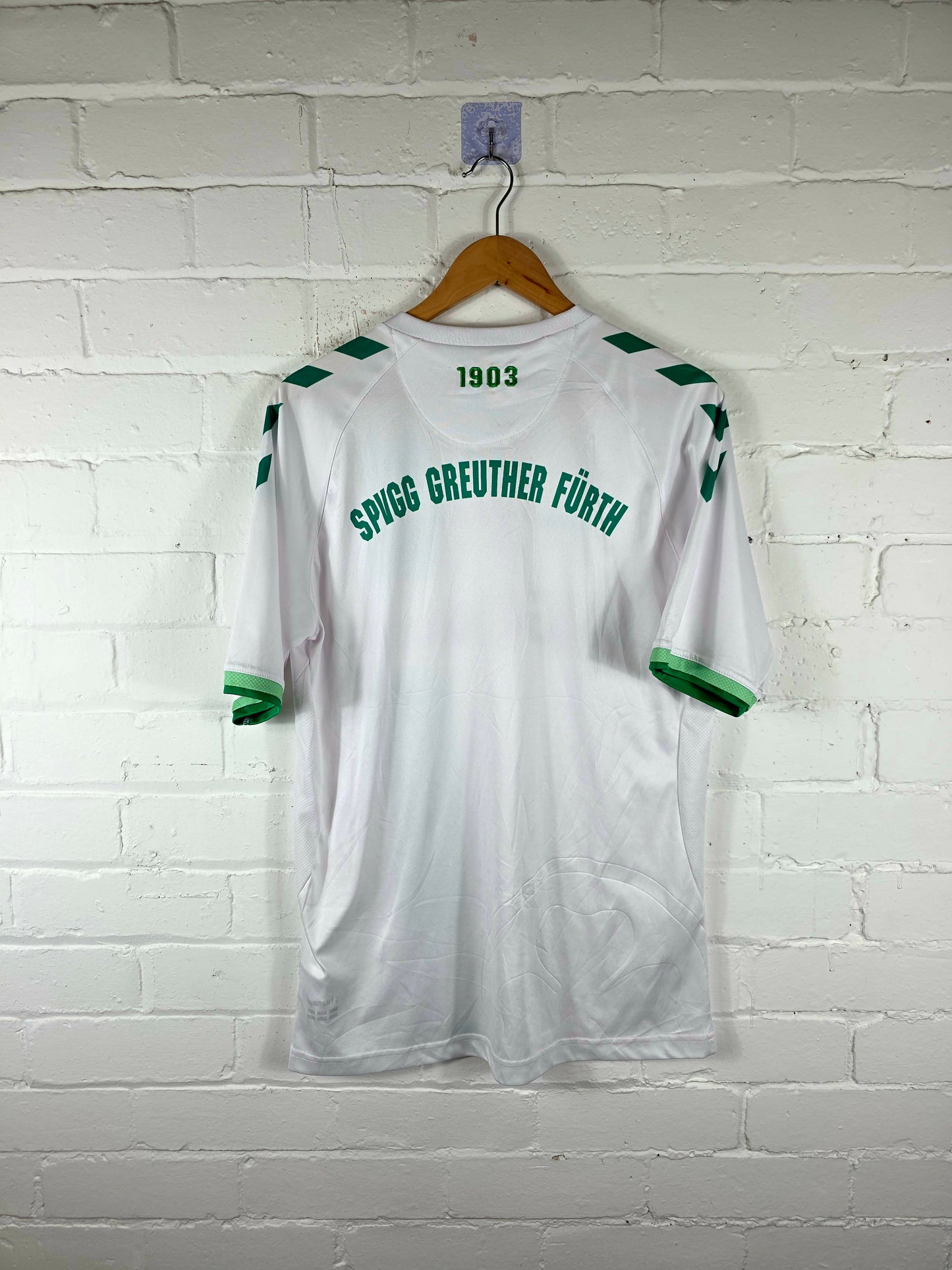 Hummel Greuther Furth 2016/17 Home Shirt Large