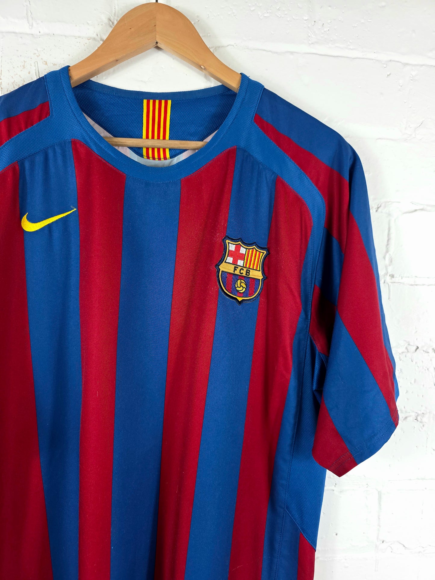 Nike Barcelona 2005/06 Home Shirt Large