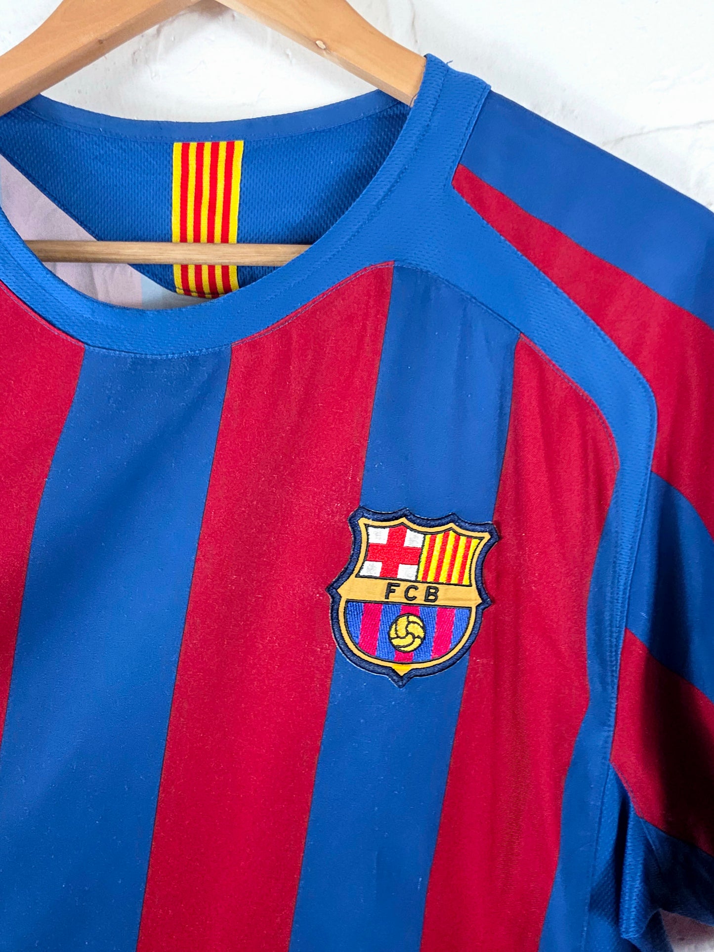 Nike Barcelona 2005/06 Home Shirt Large