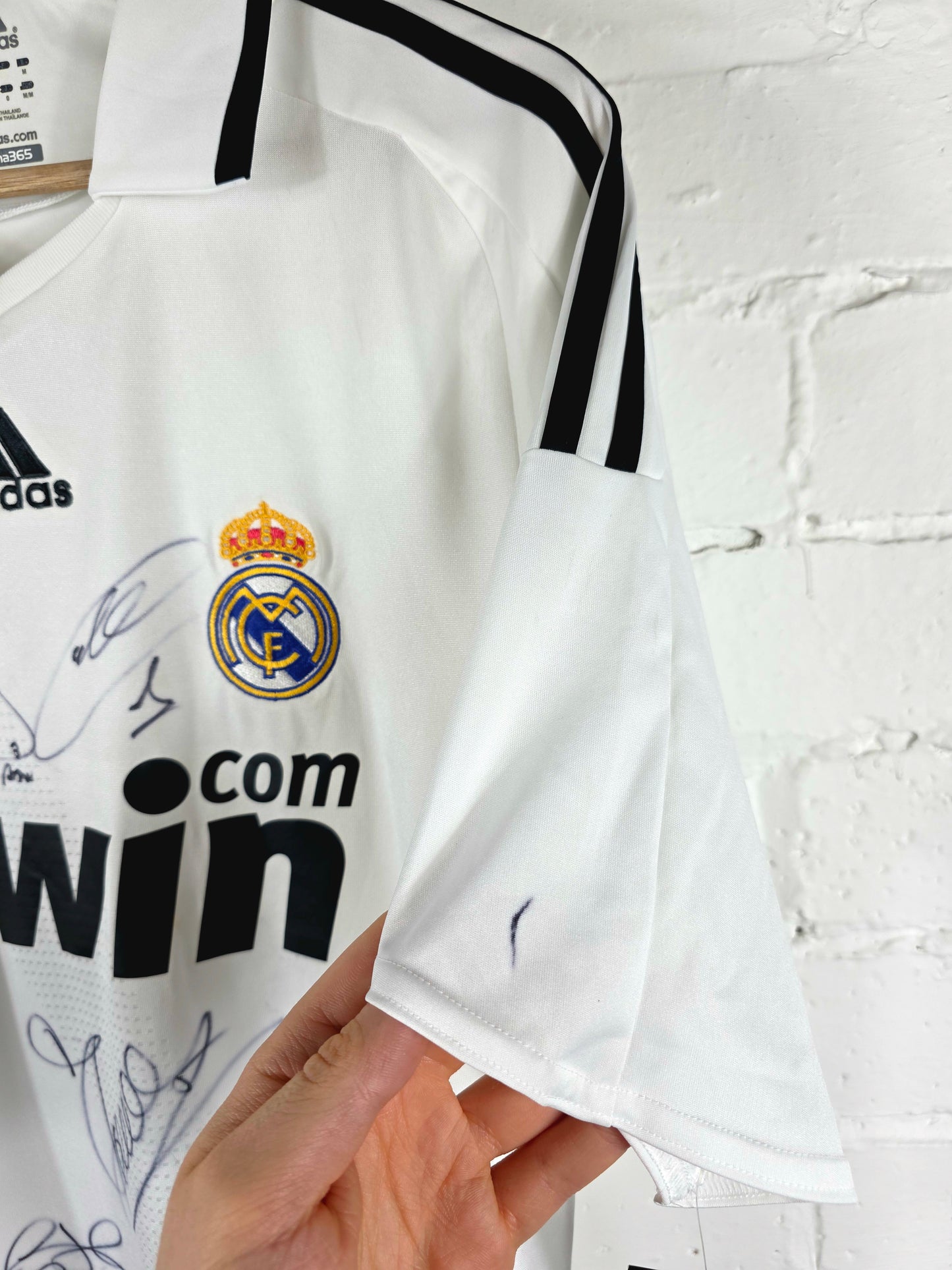 Adidas Real Madrid 2008/09 'Robinho 10' Deadstock Signed Home Shirt Medium