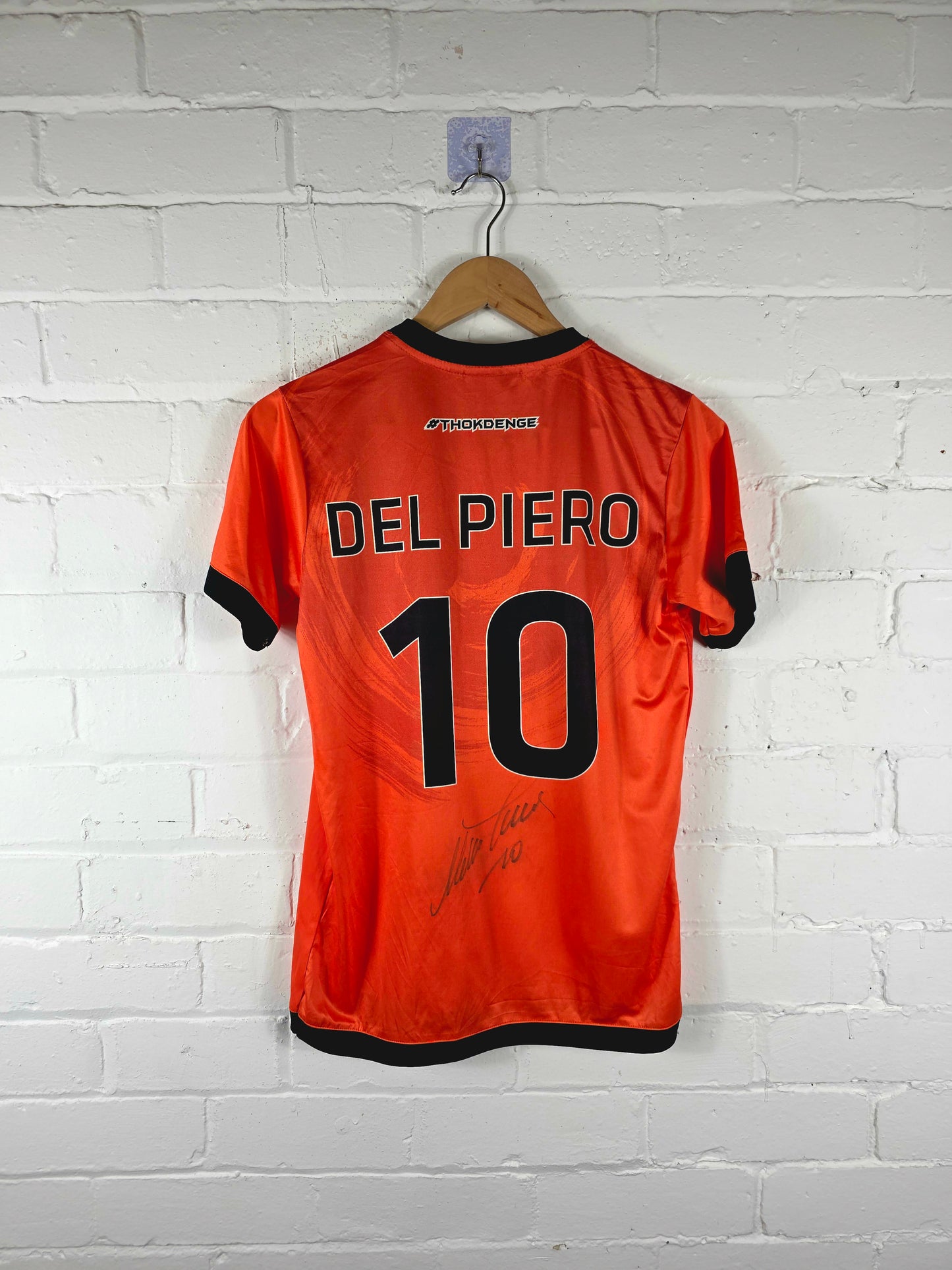 Lotto Delhi Dynamos 'Del Piero 10' 2014/15 Signed Home Shirt Small