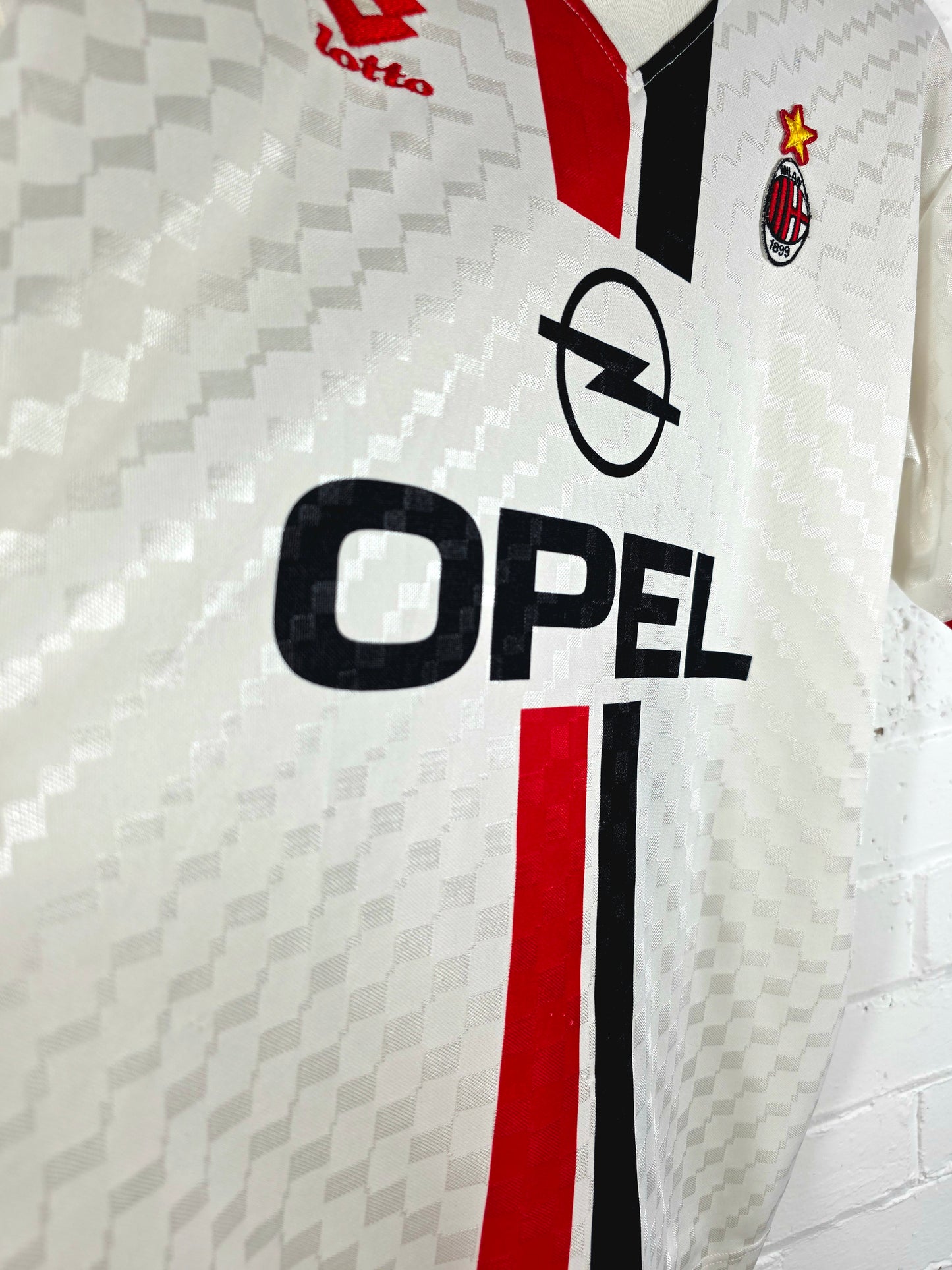 Lotto AC Milan 1995/96 Away Shirt Medium