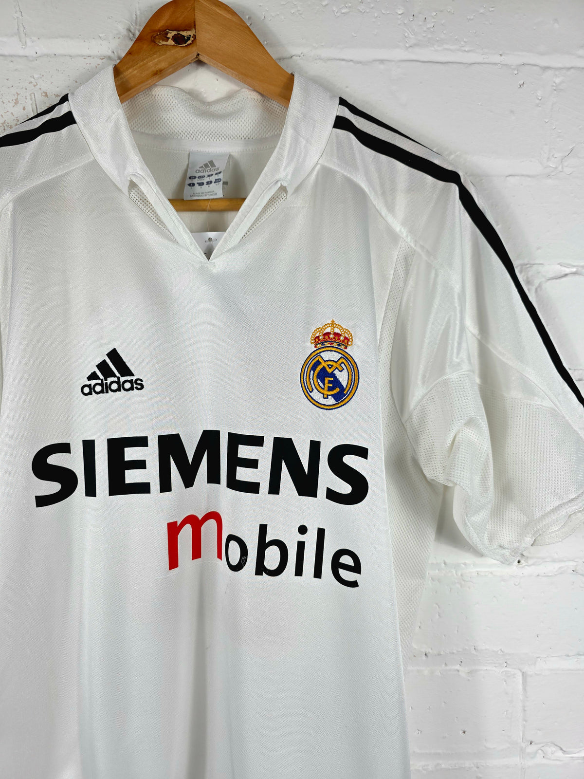 Adidas Real Madrid 2004/05 'Beckham 23' Home Shirt Small