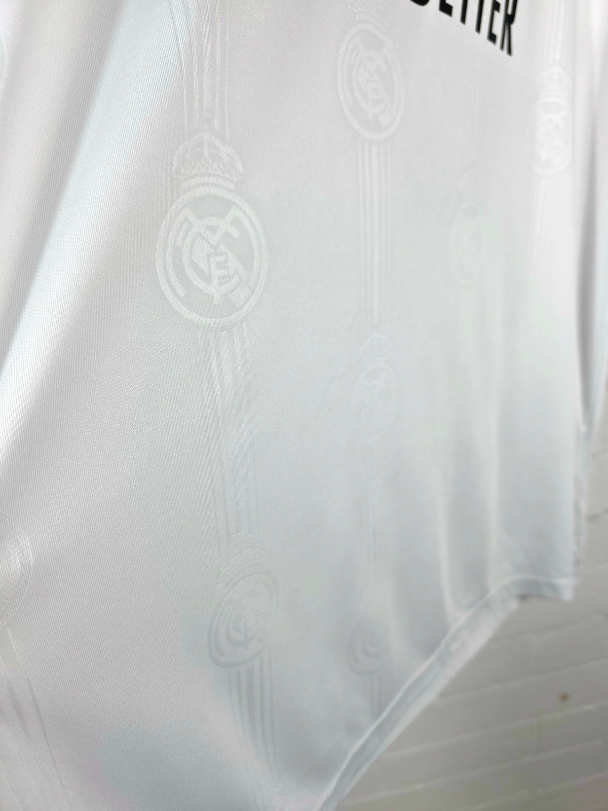 Adidas Real Madrid 2022/23 'Benzema 9' Home Shirt Large