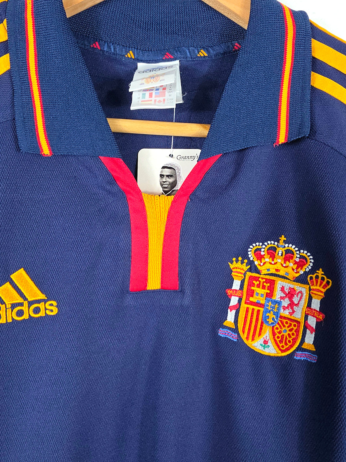Adidas Spain 2000/2002 Away Shirt Medium