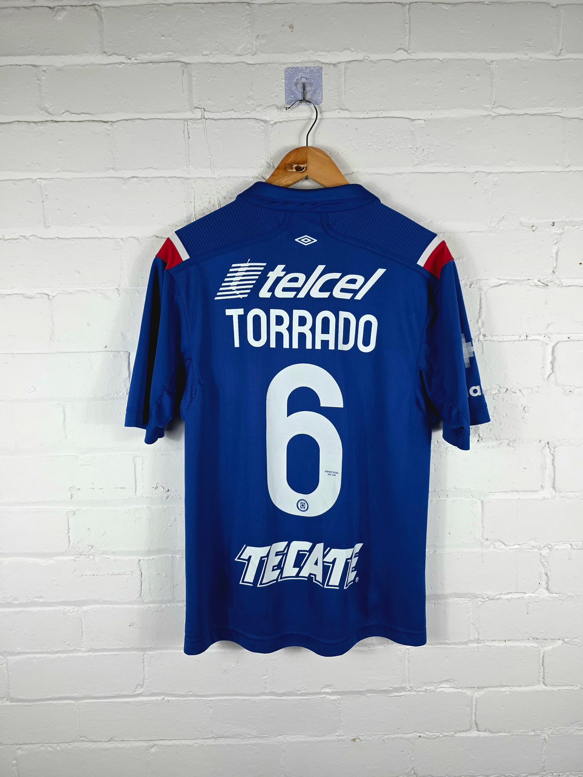 Umbro Cruz Azul 2012/13 'Torrado 6' Signed Home Shirt Medium