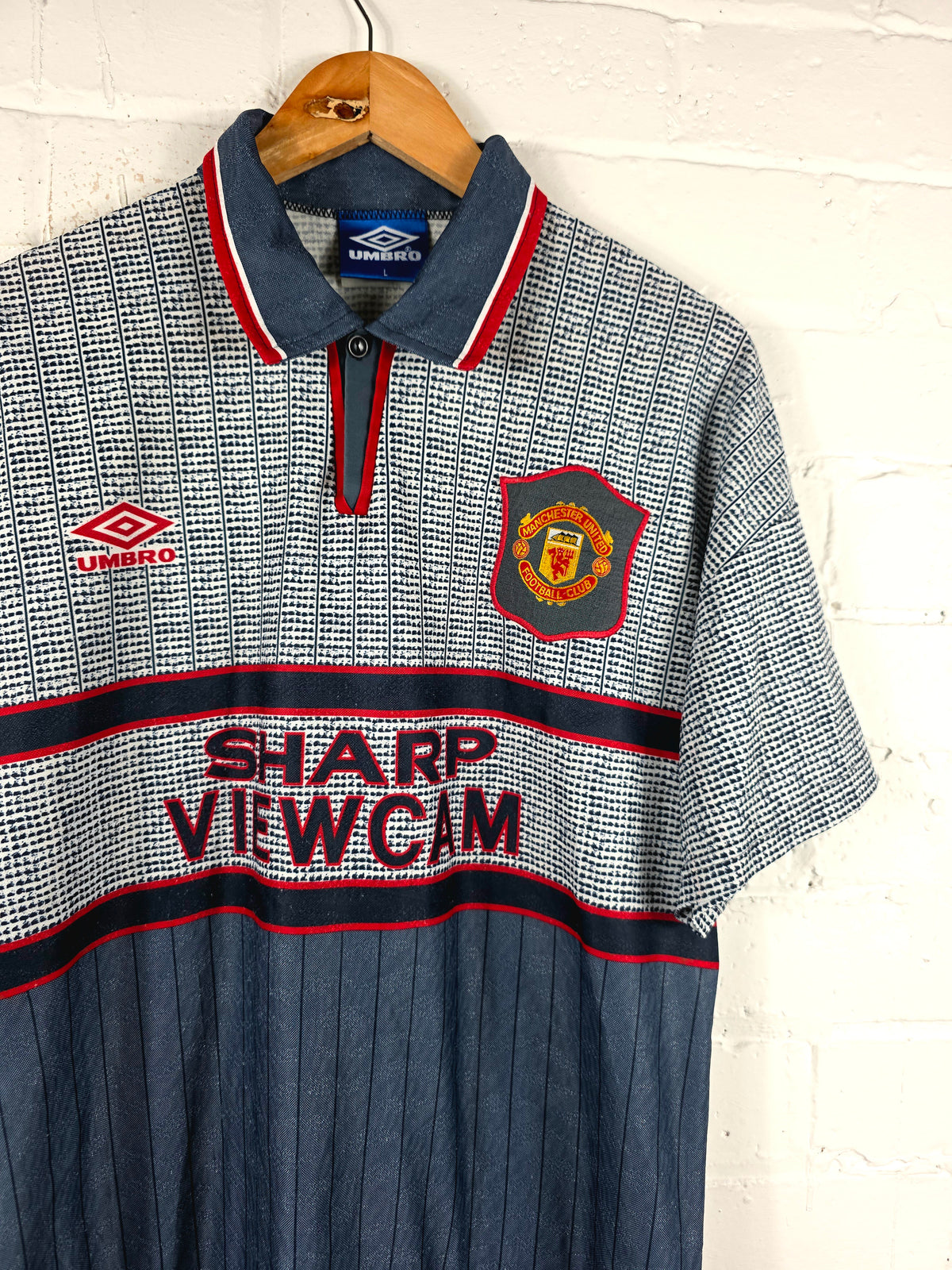 Umbro Manchester United 1995/96 Away Shirt Large