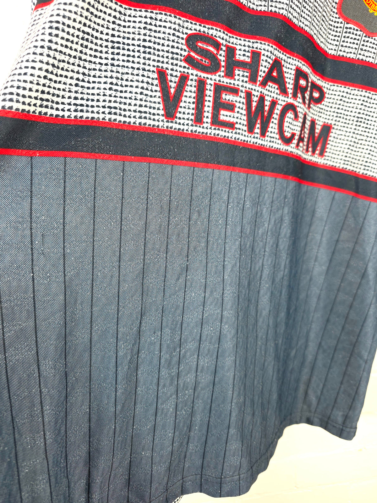 Umbro Manchester United 1995/96 Away Shirt Large