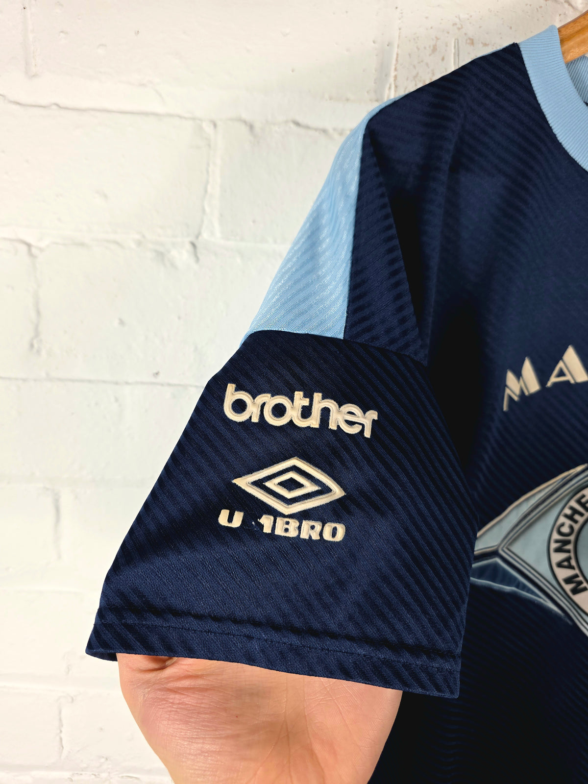 Umbro Manchester City 1993/95 Training Shirt Medium