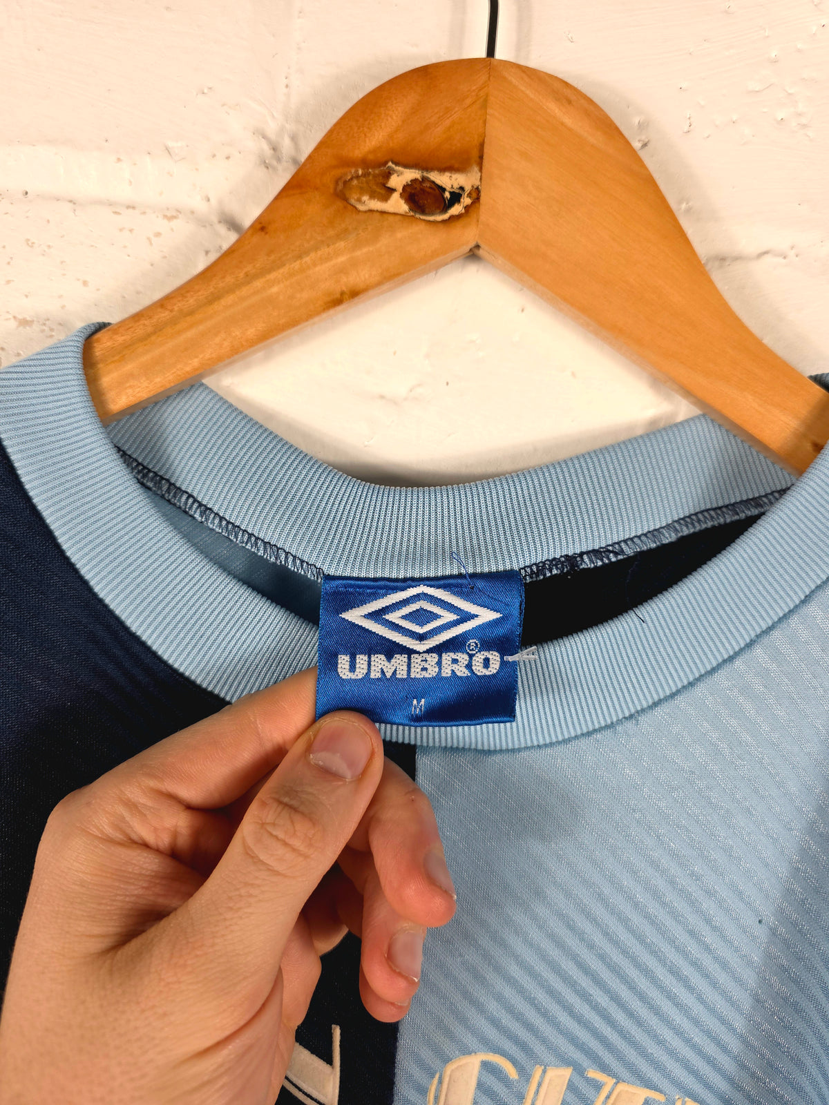 Umbro Manchester City 1993/95 Training Shirt Medium