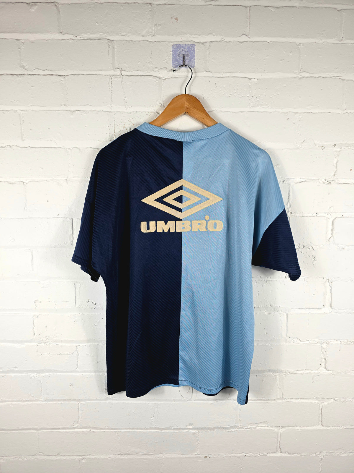 Umbro Manchester City 1993/95 Training Shirt Medium